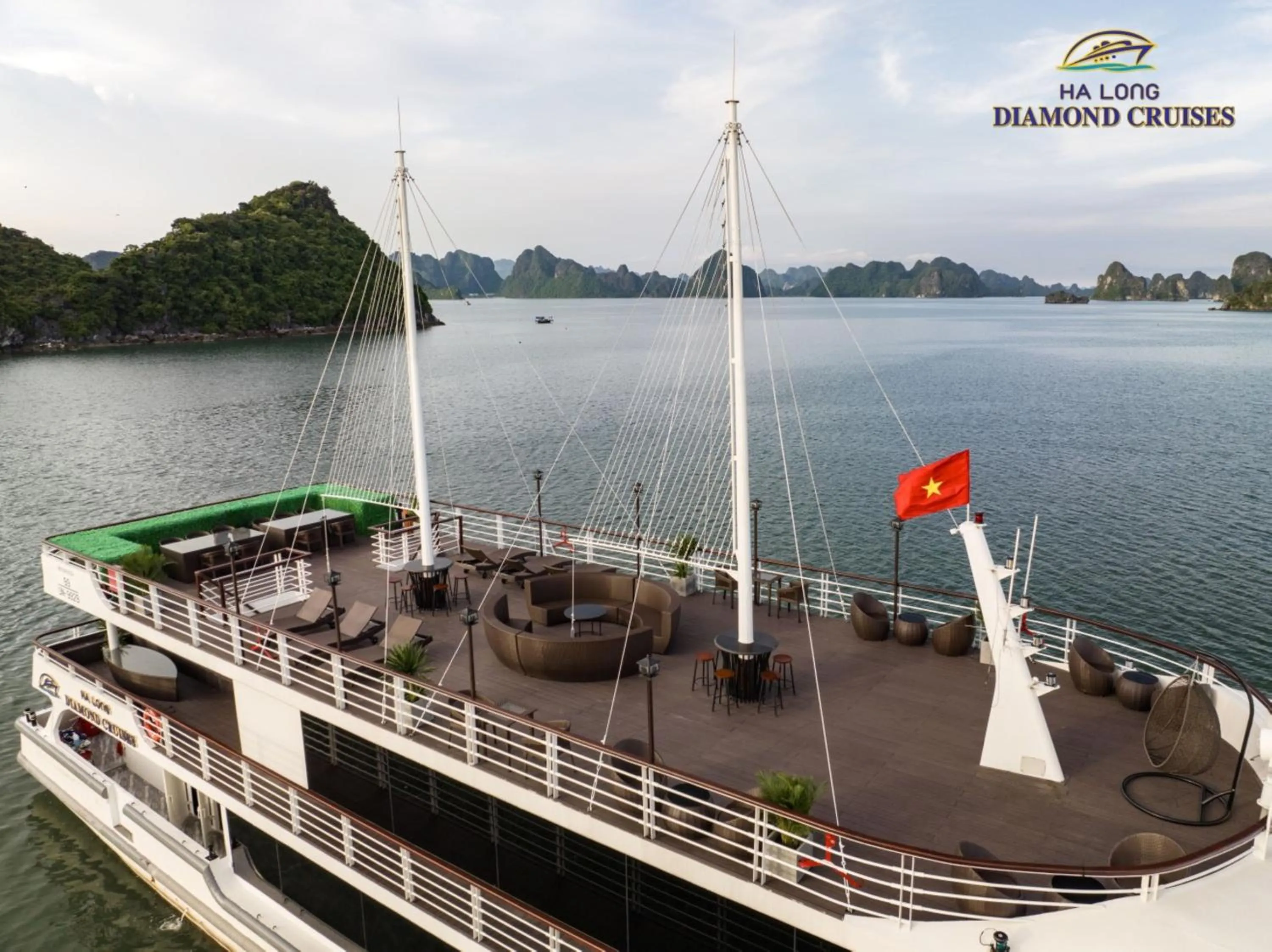 Halong Diamond Cruises