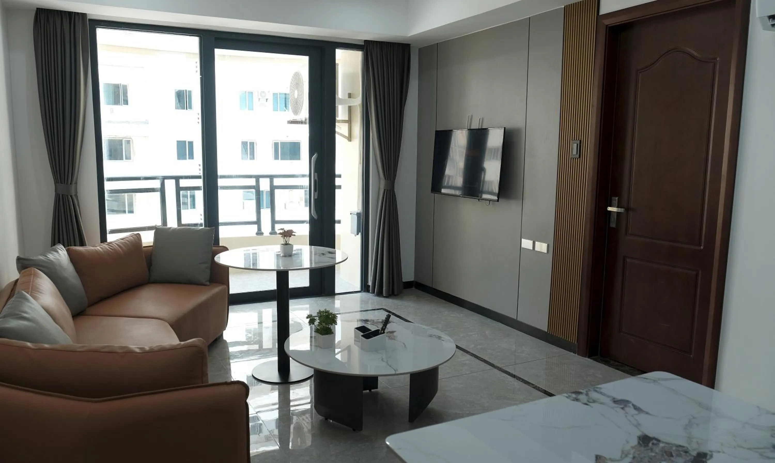 Living room in Golden Seagulls Hotel