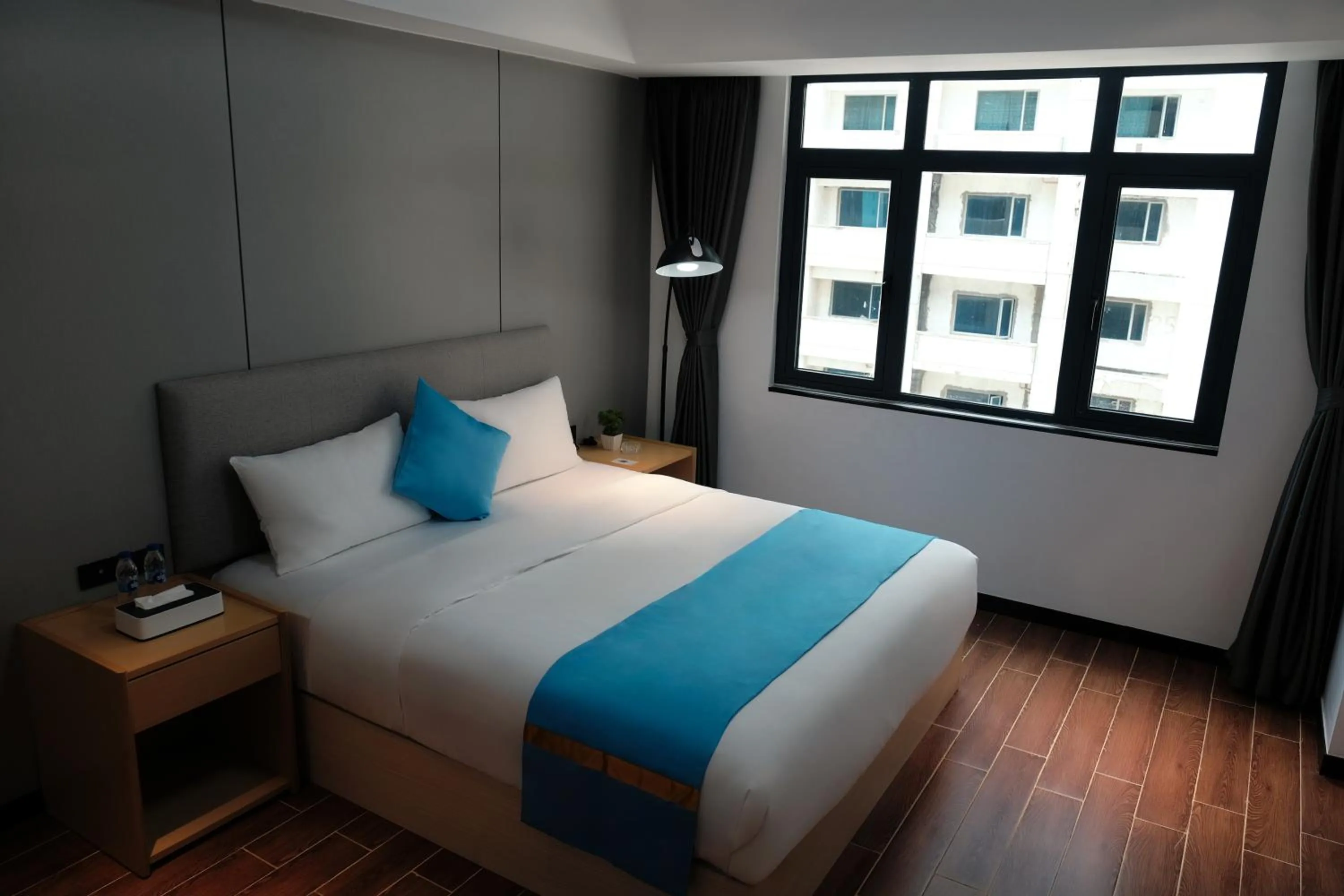 Bed in Golden Seagulls Hotel