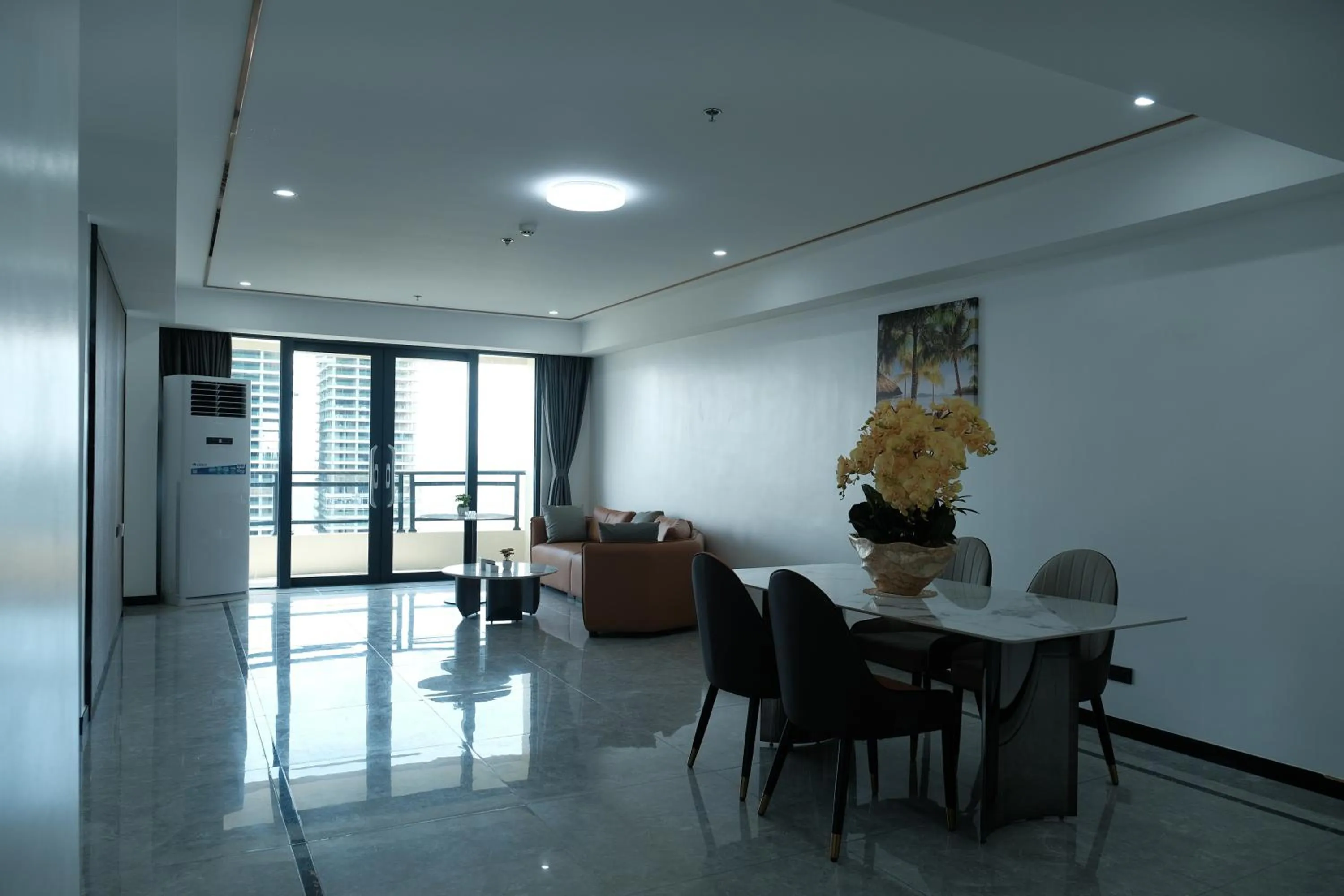 Living room in Golden Seagulls Hotel