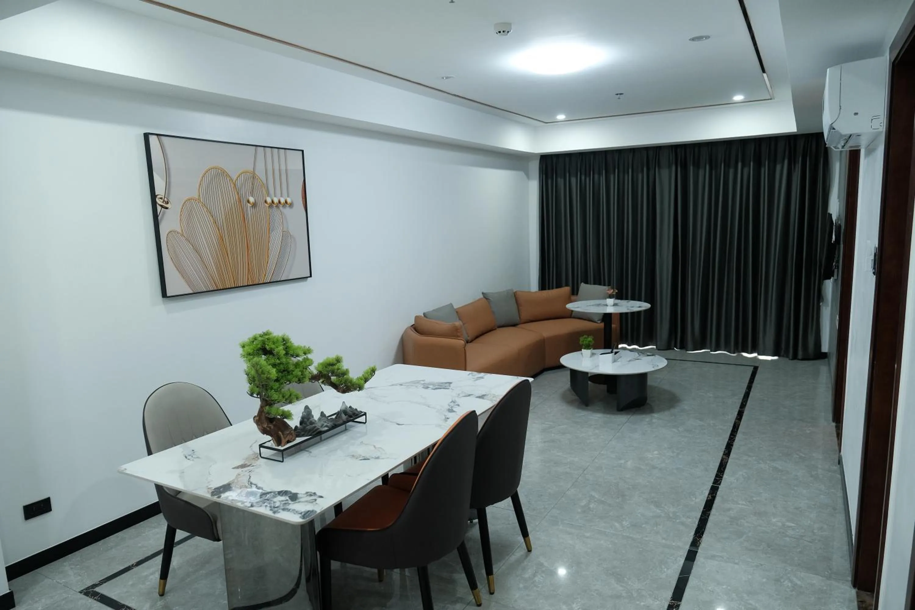 Living room in Golden Seagulls Hotel