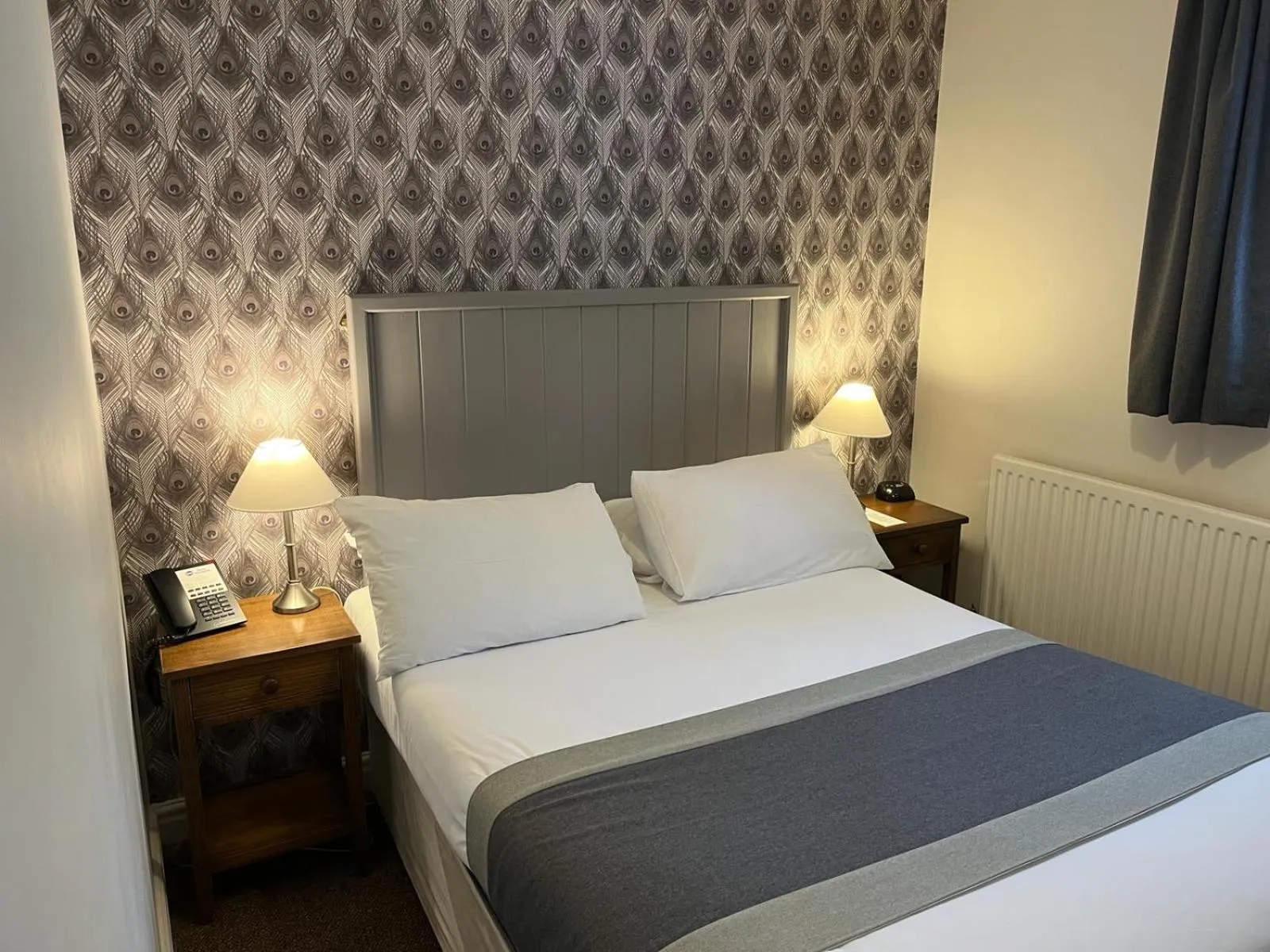 Bedroom, Bed in Best Western Valley Hotel