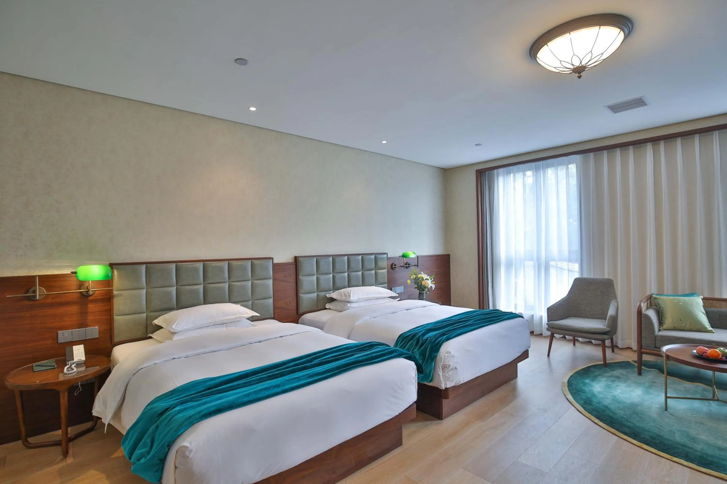 Photo of the whole room, Bed in SSAW Garden Hotel Ningbo Xikou