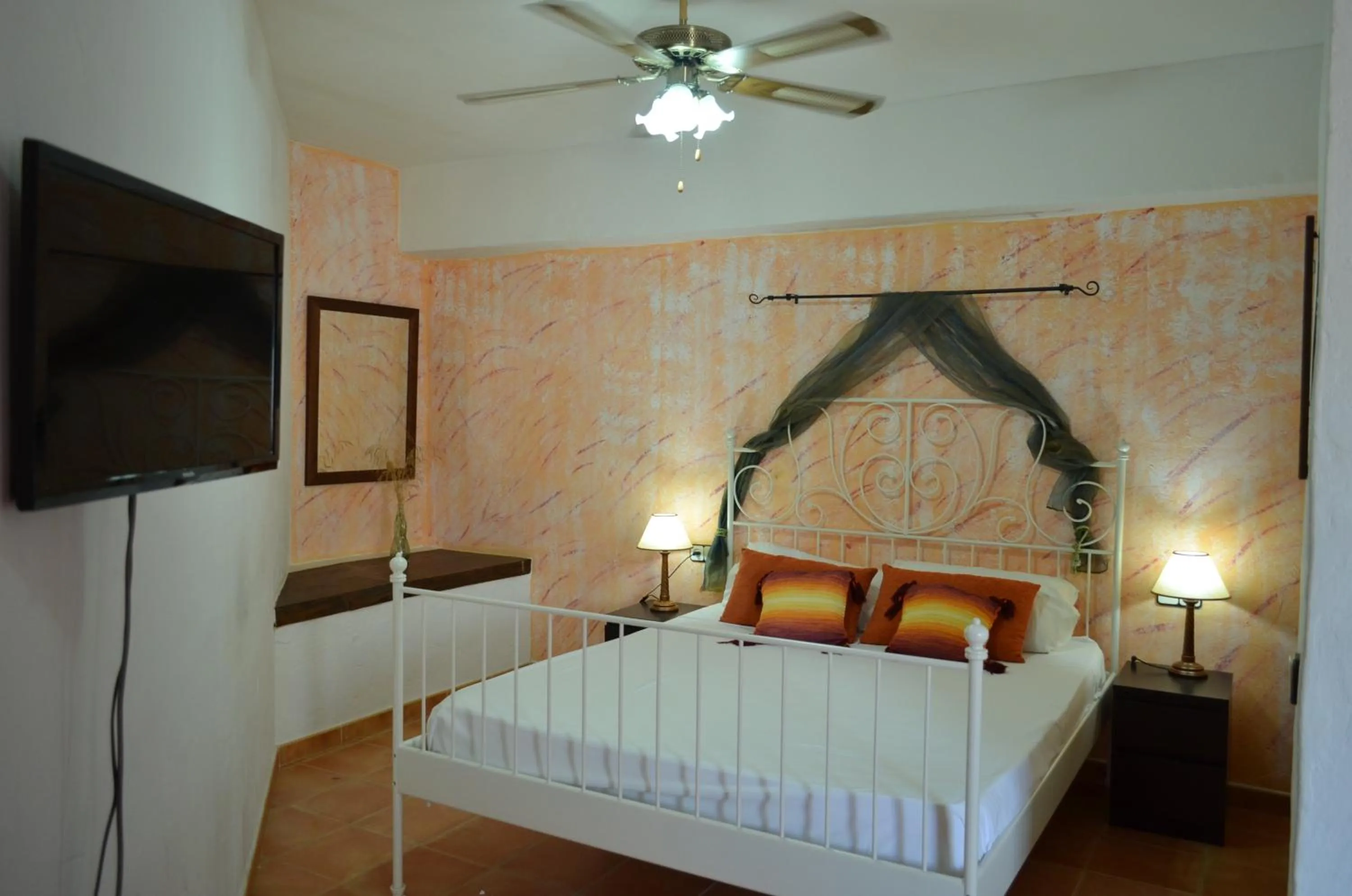 Bed in Hotel Restaurante Bandolero