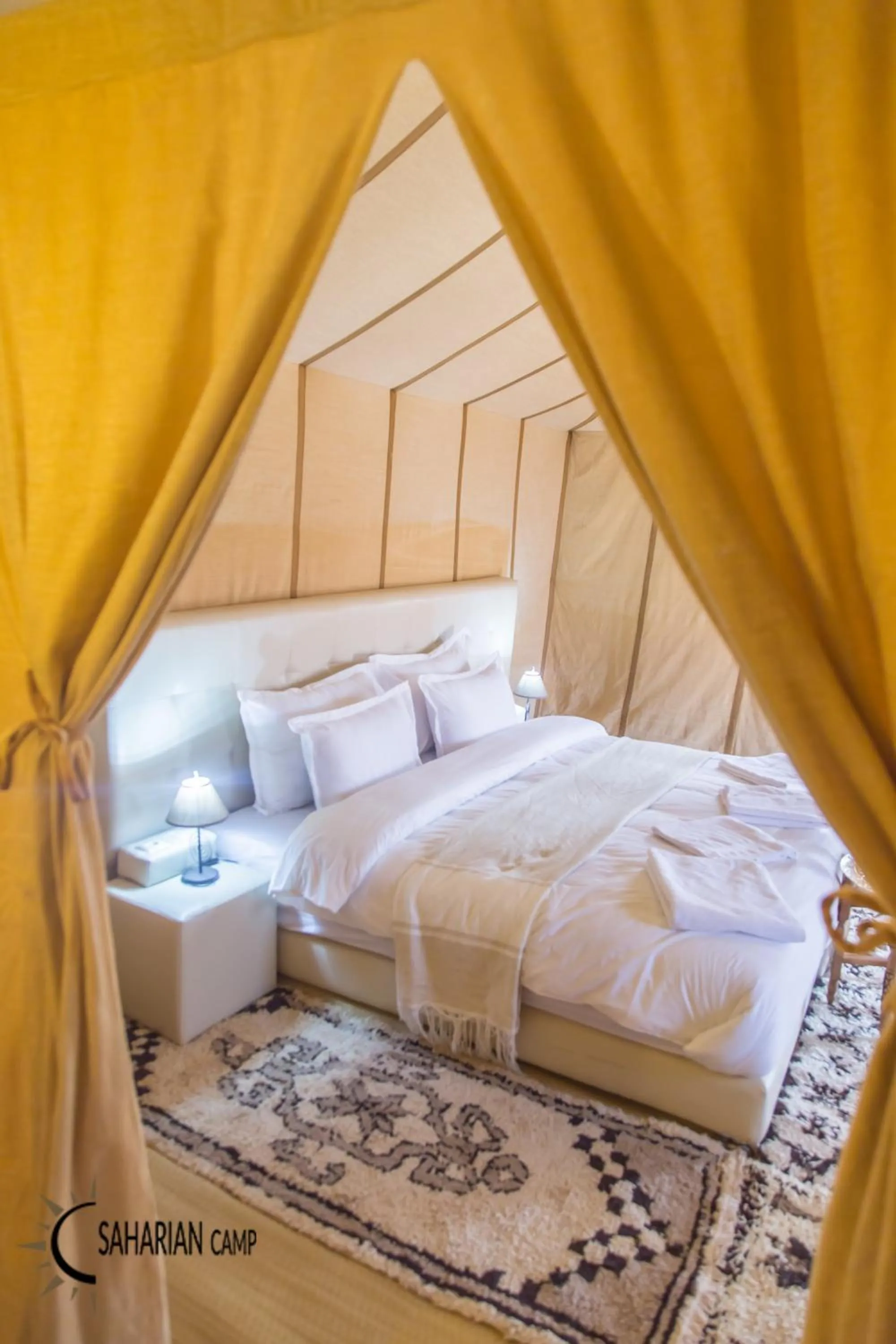 Photo of the whole room, Bed in Merzouga Luxury Camp