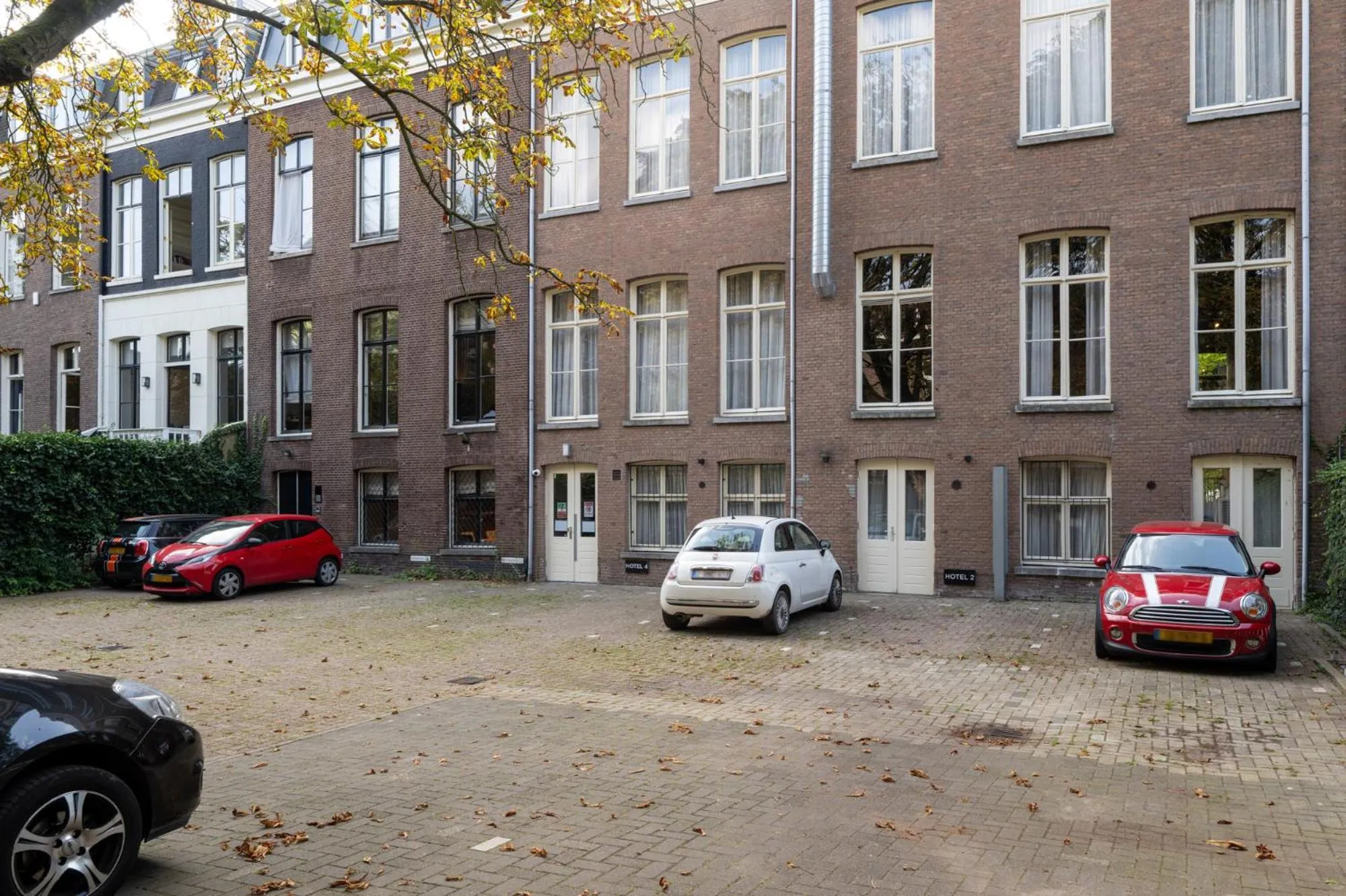 Parking in Boutique Hotel Oosteinde