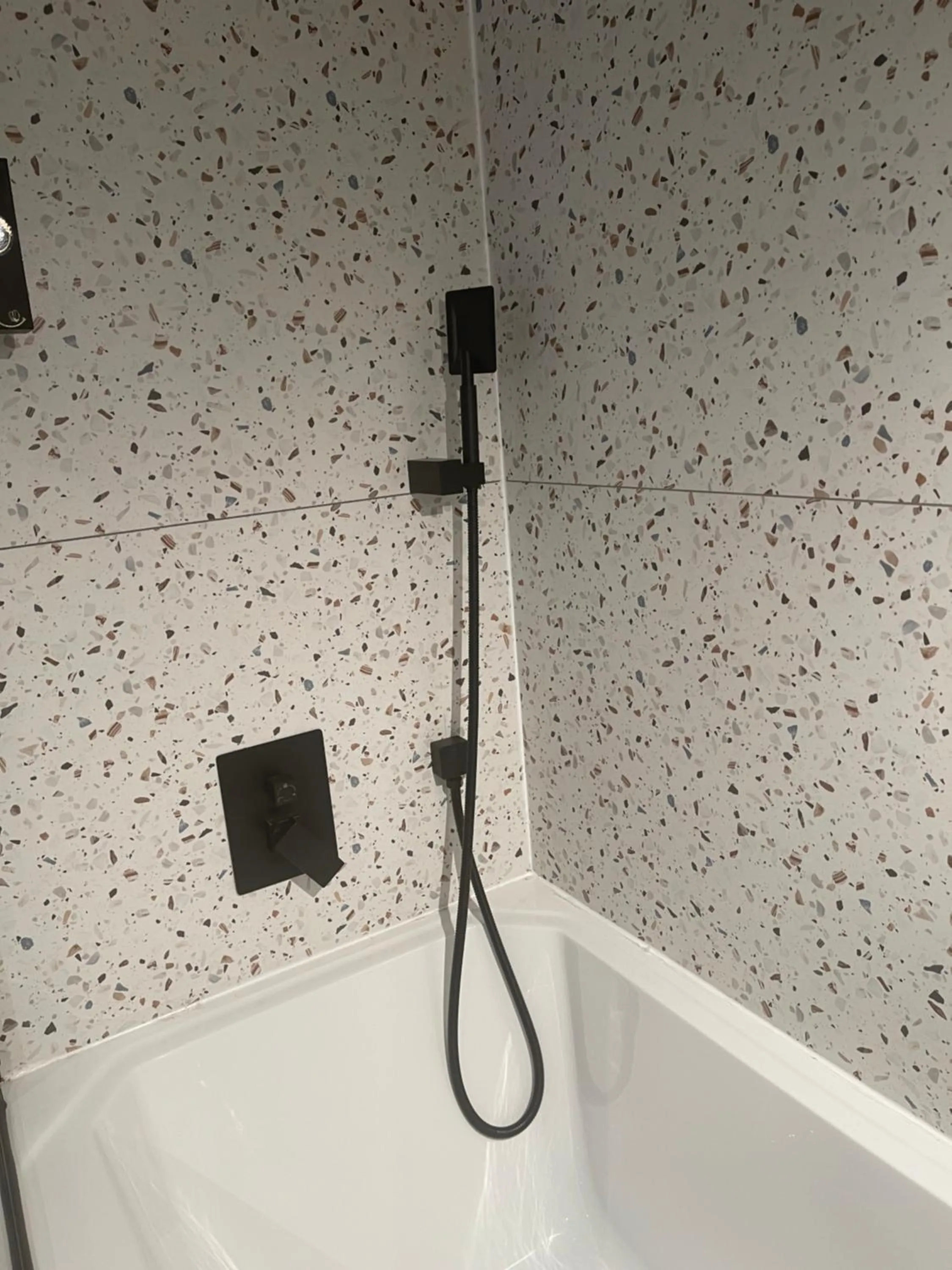 Shower in Rosemay Hotel near London Heathrow Airport