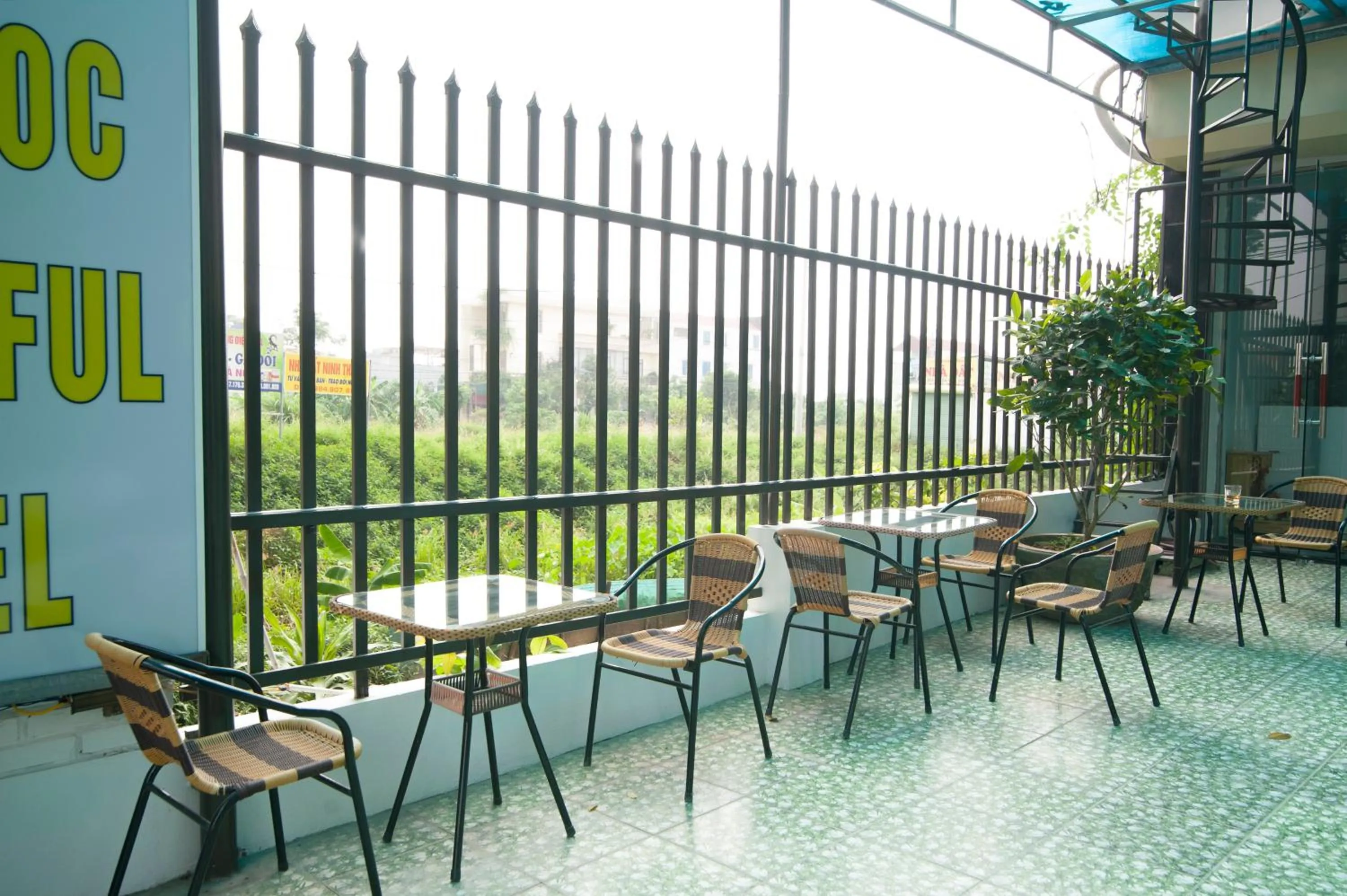 Patio in Tam Coc Peaceful Hotel