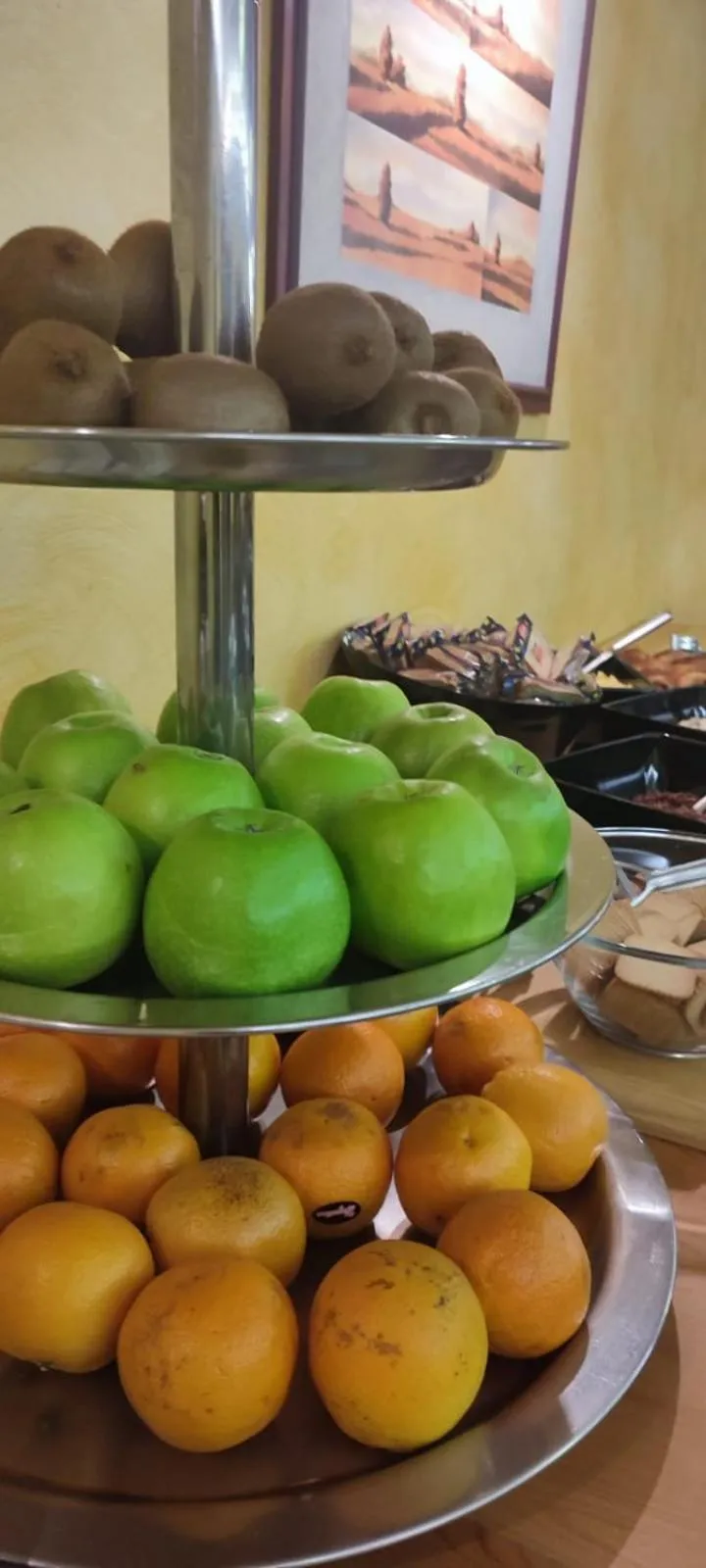 Restaurant/places to eat in Hotel Ransol