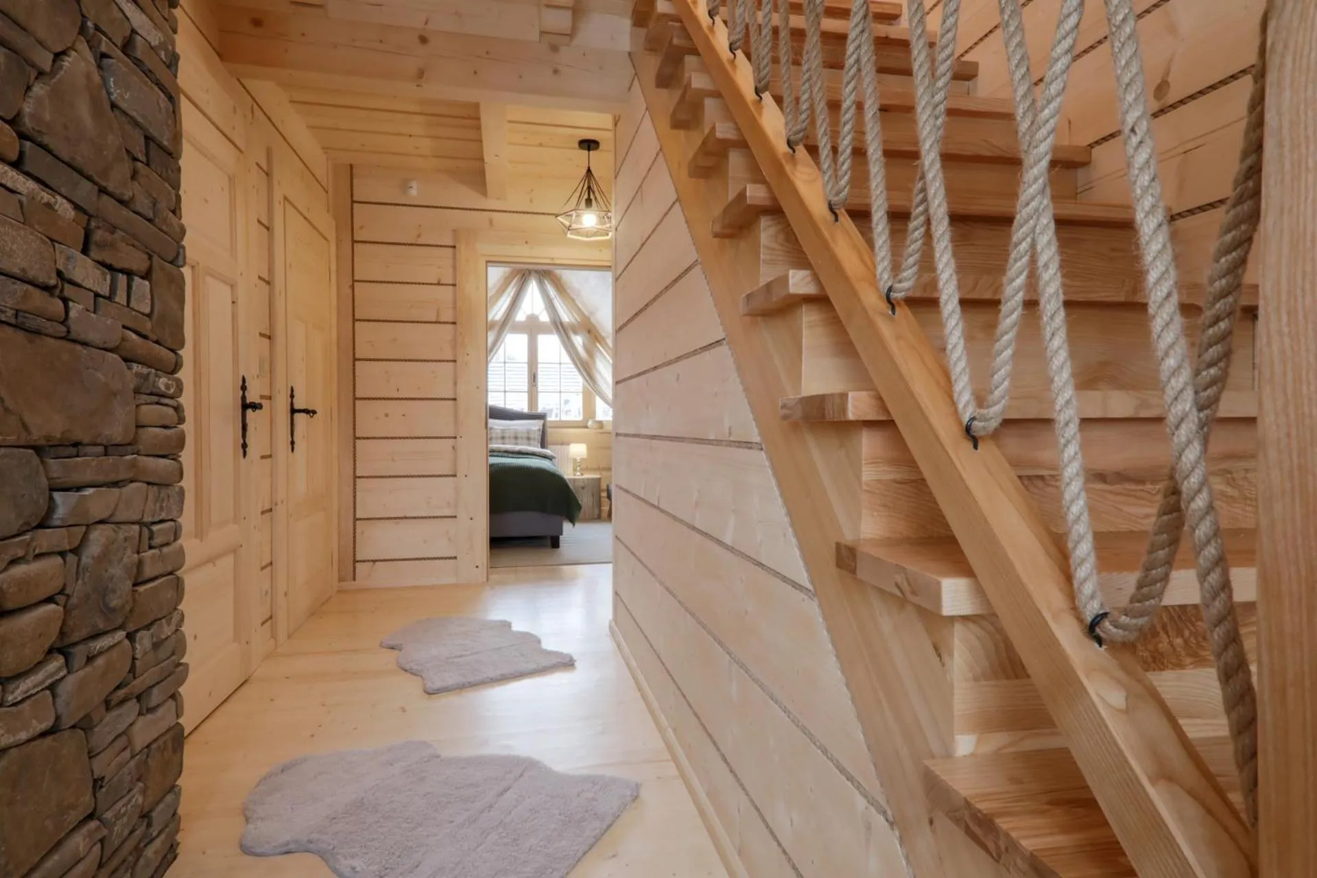 Photo of the whole room in Osada Maruszyna