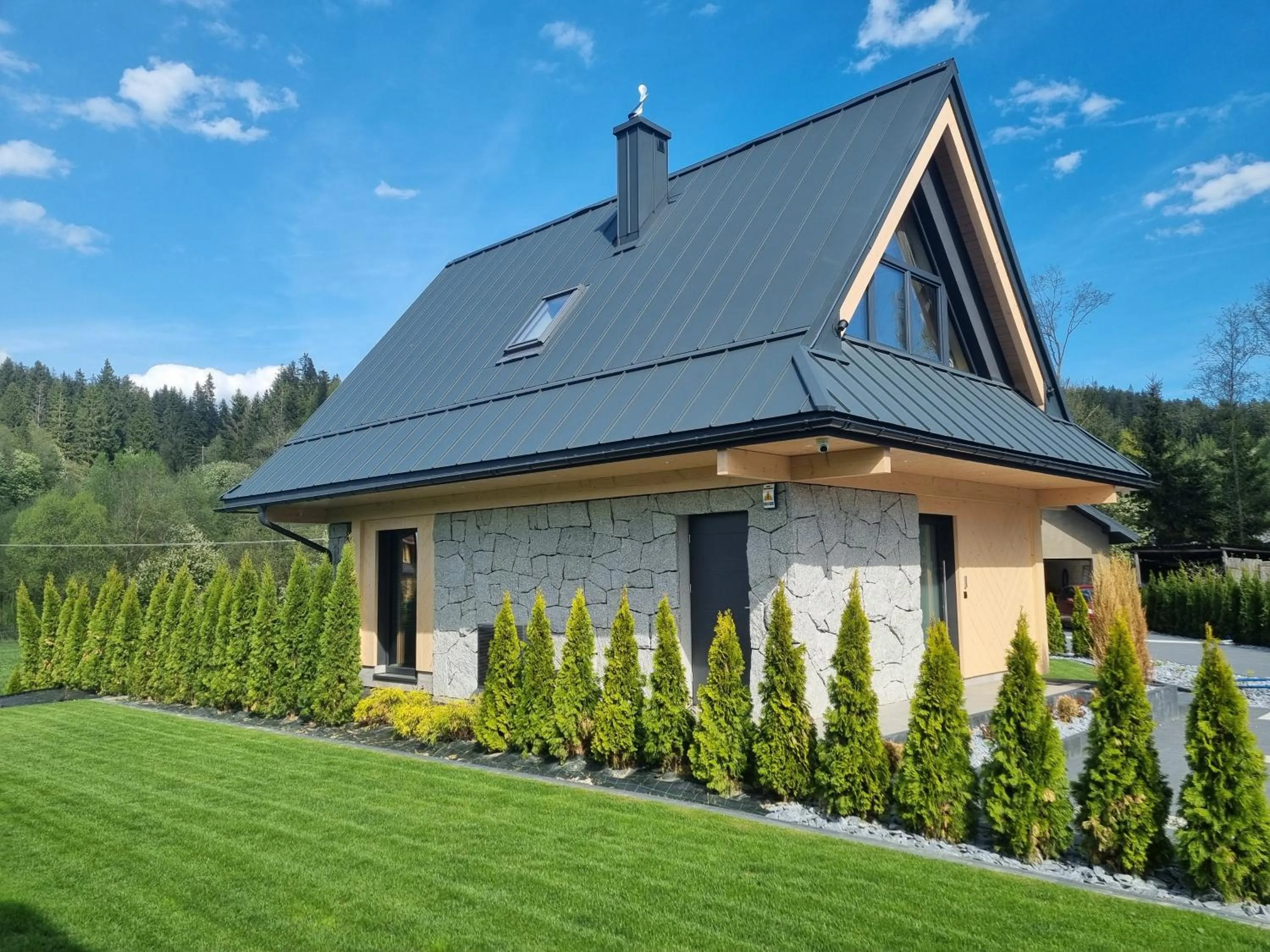 Property building in Osada Maruszyna