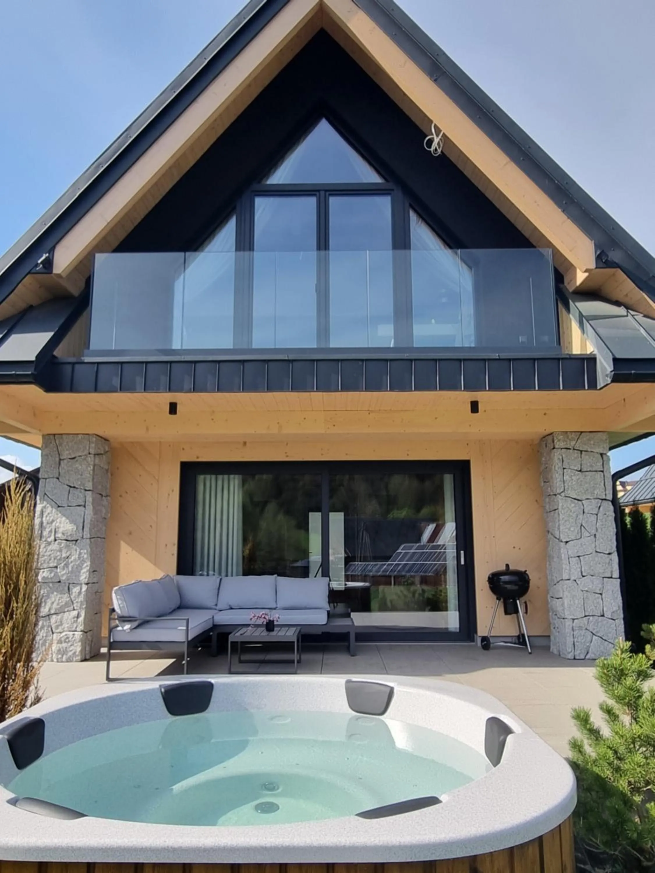 Property building in Osada Maruszyna