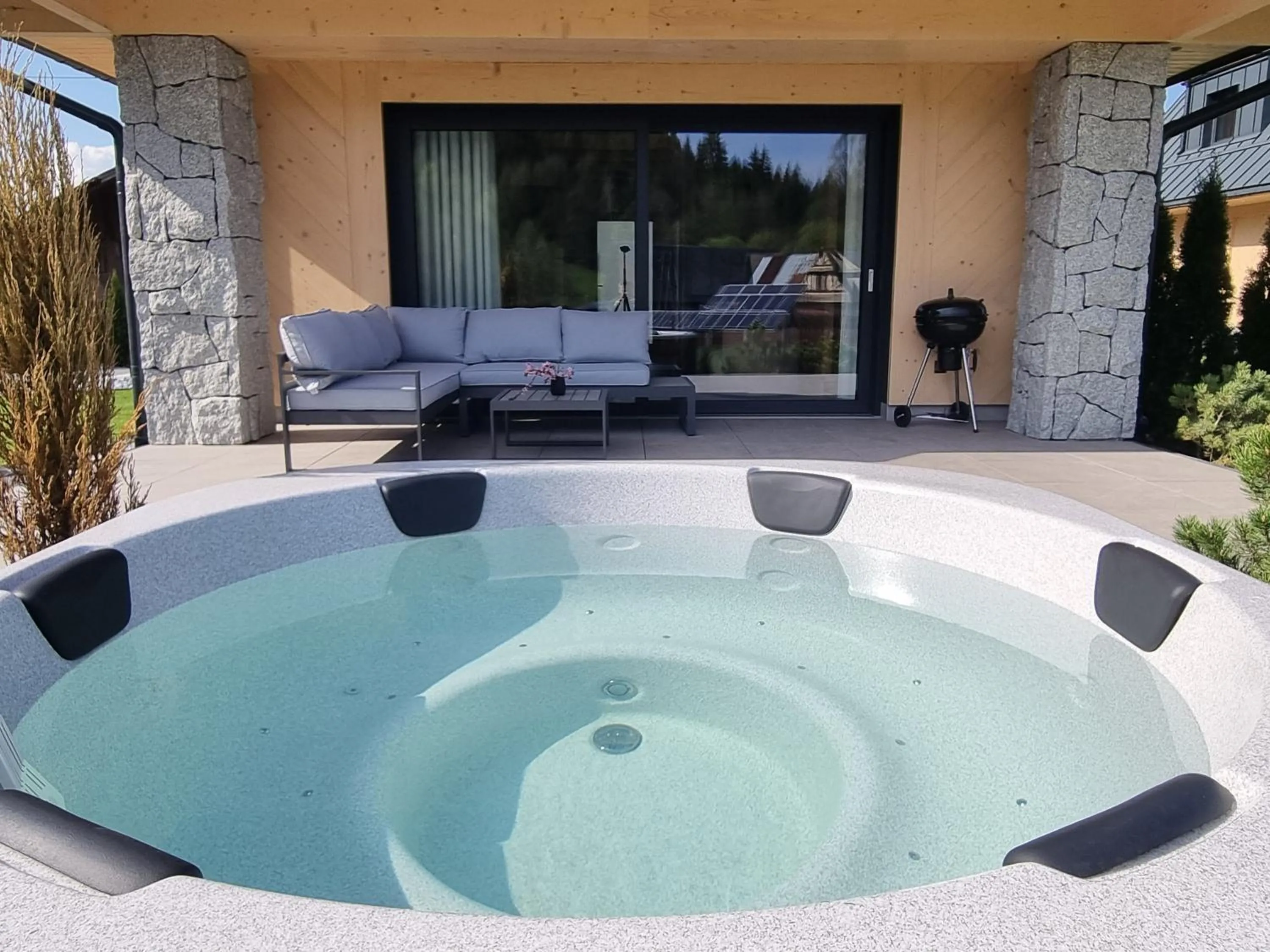 Property building in Osada Maruszyna