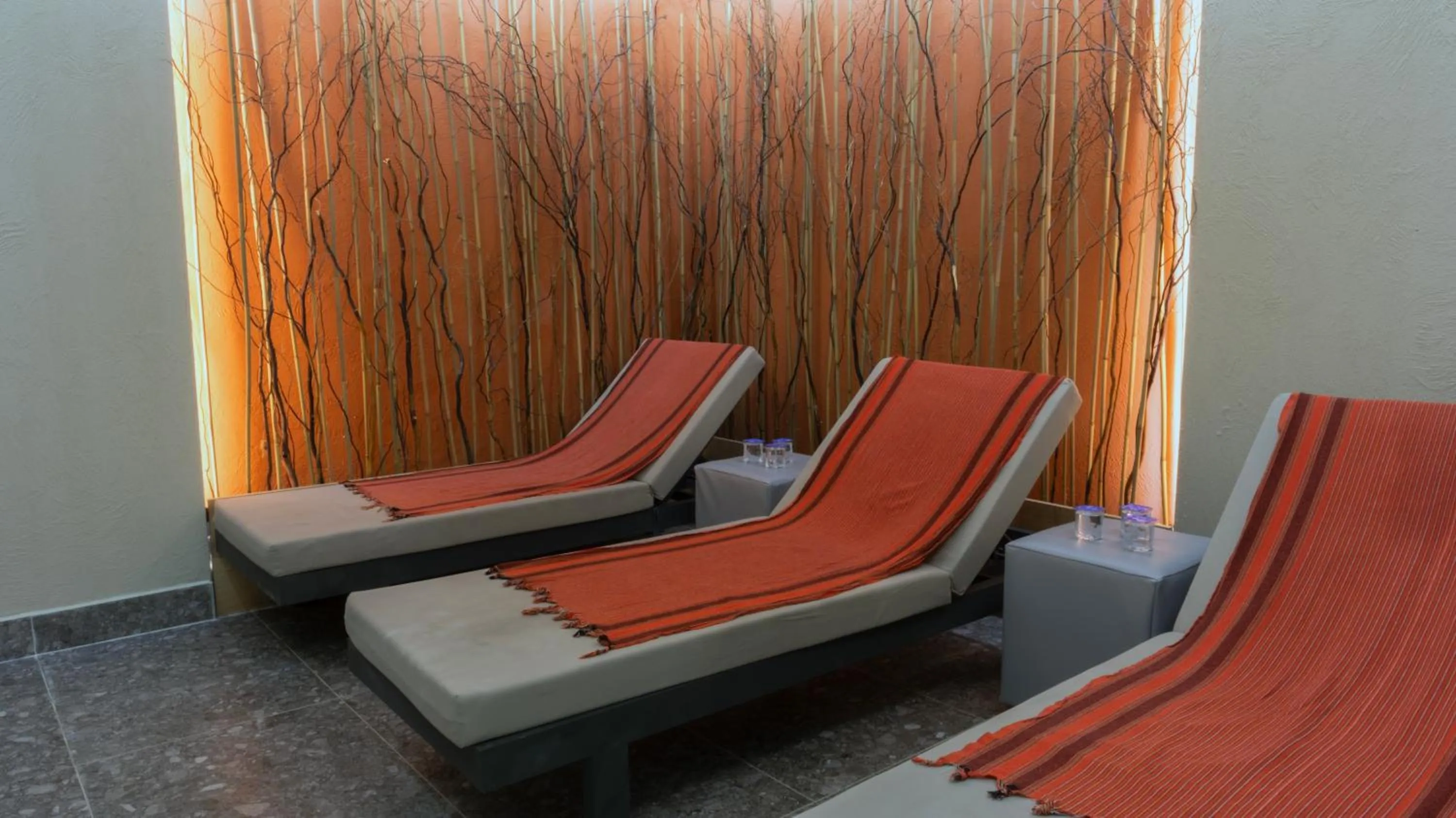 Public Bath in Kleopatra Dreams Beach Hotel