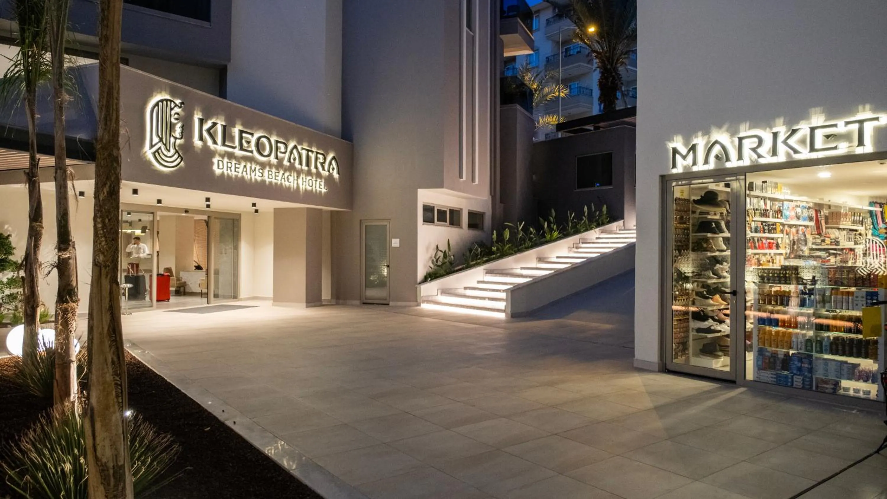 Facade/entrance in Kleopatra Dreams Beach Hotel