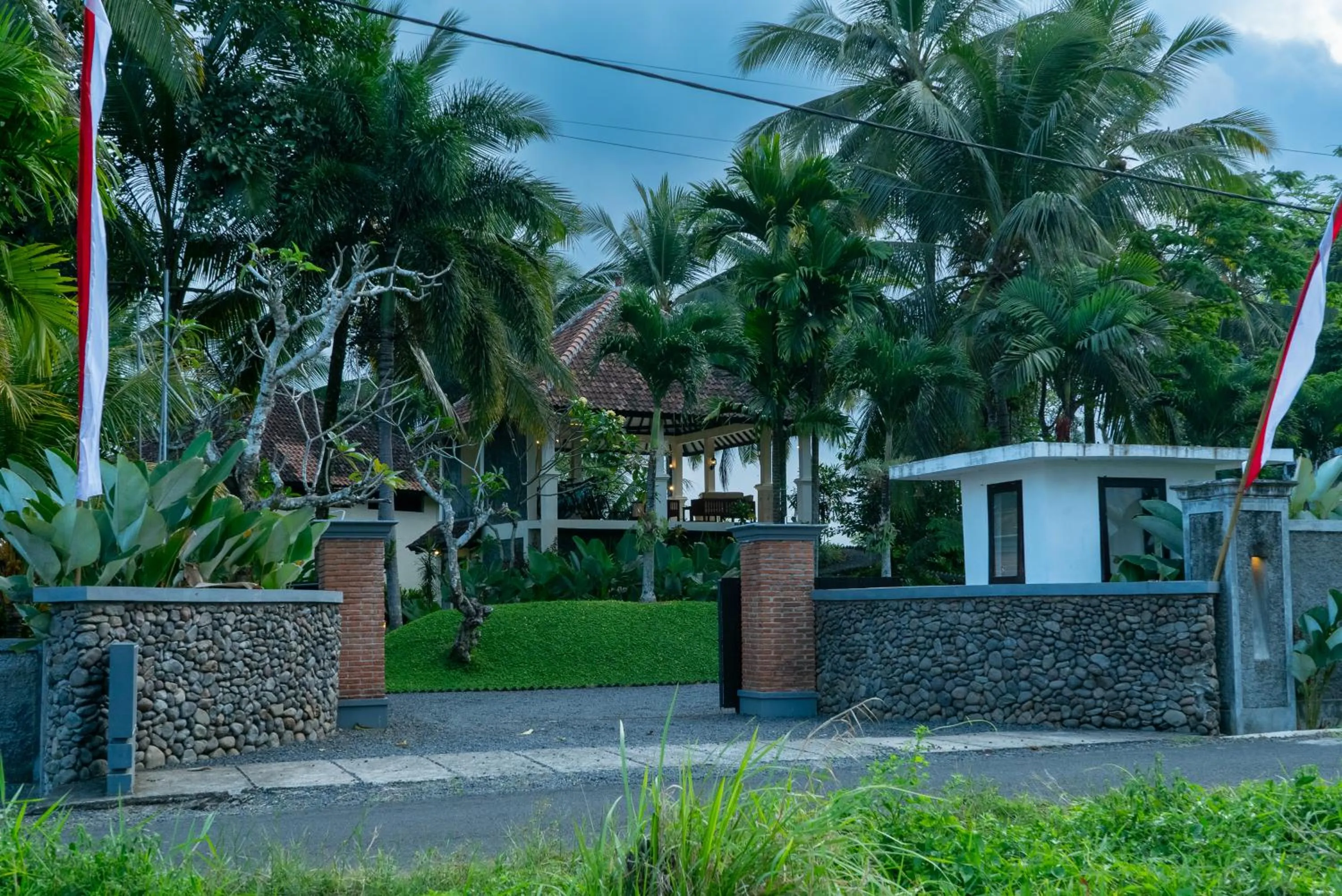 Facade/entrance in Domisili Ijen Cliff By Fays Hospitality