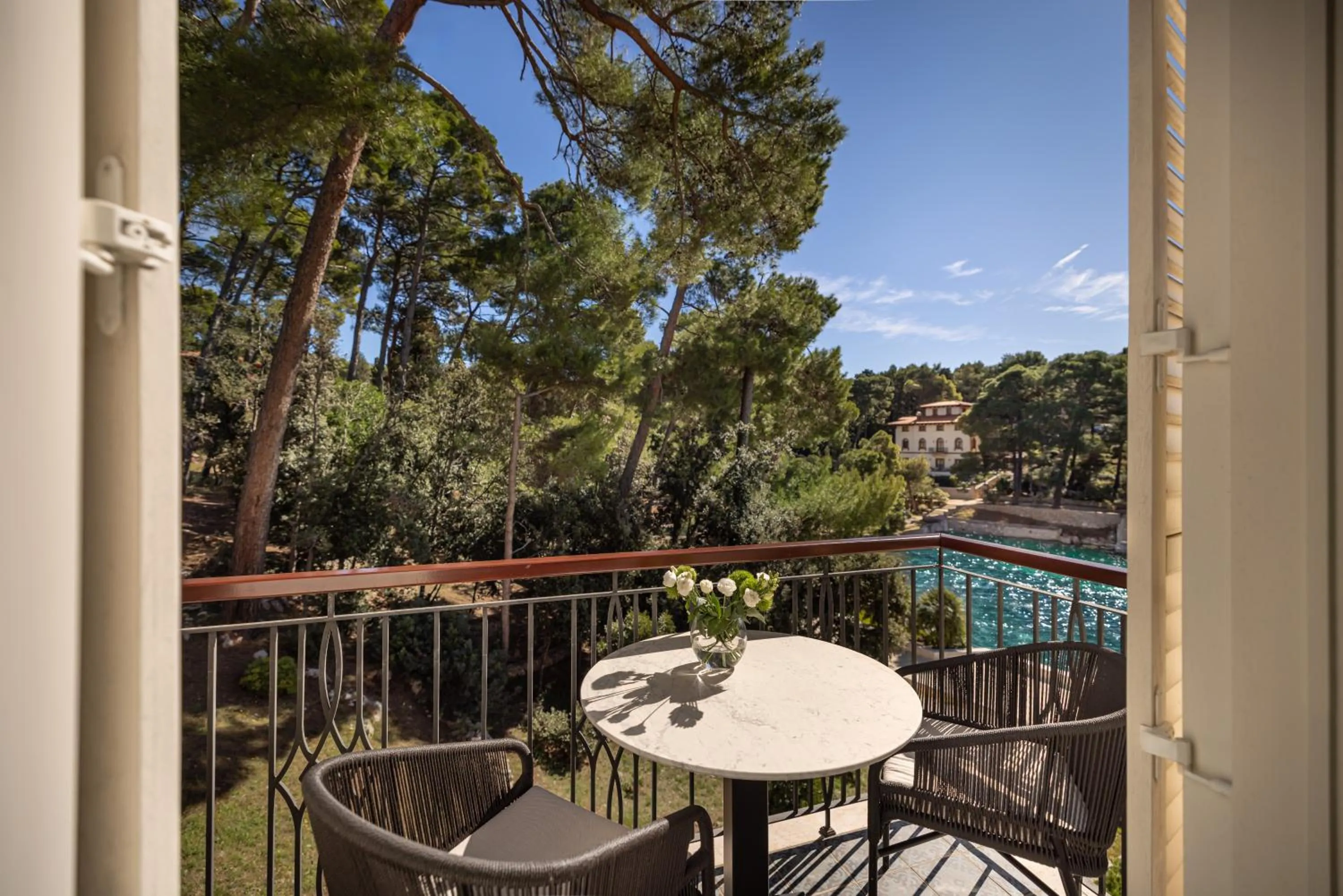 Day in Boutique Hotel Alhambra