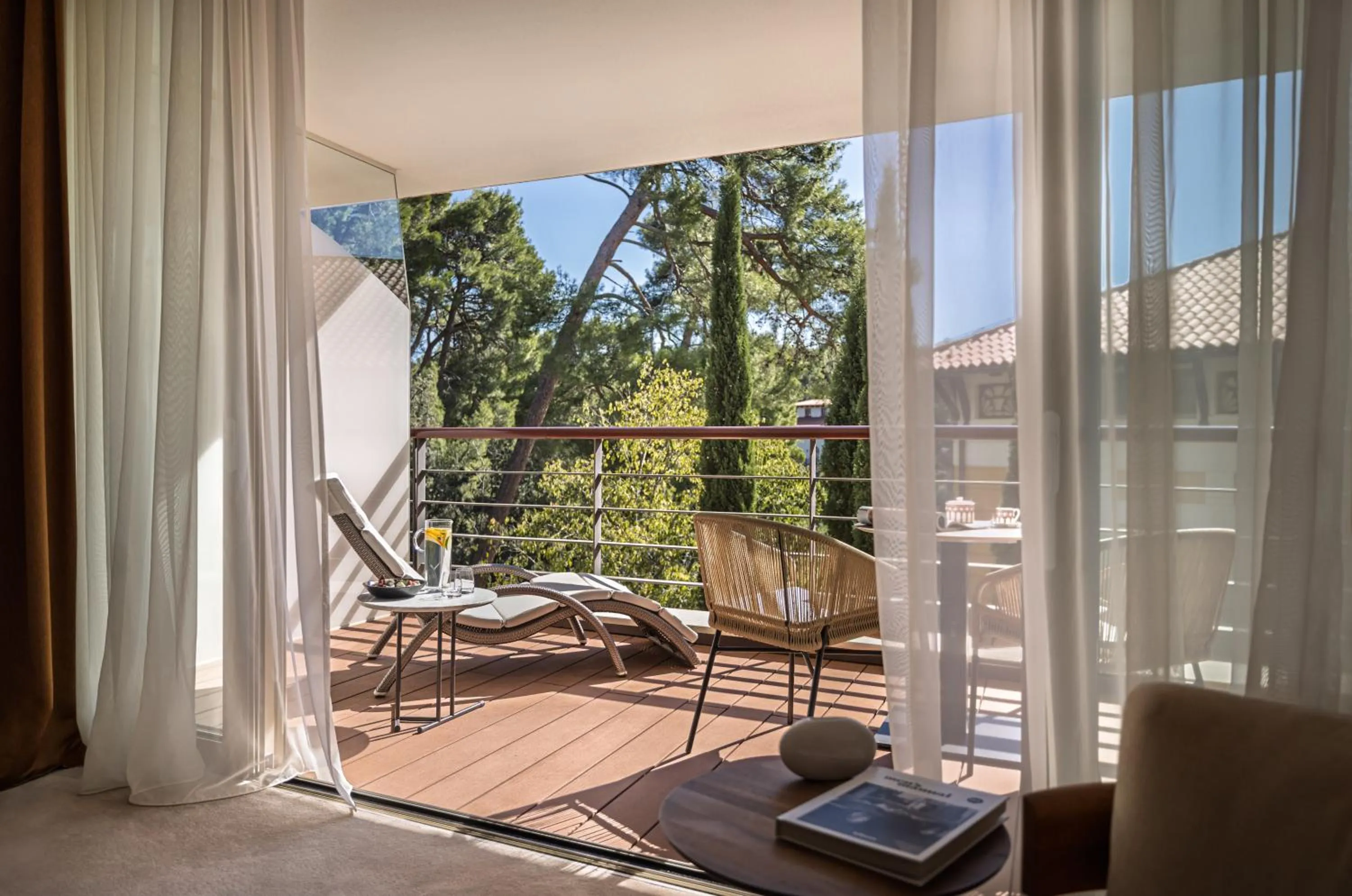 Day in Boutique Hotel Alhambra