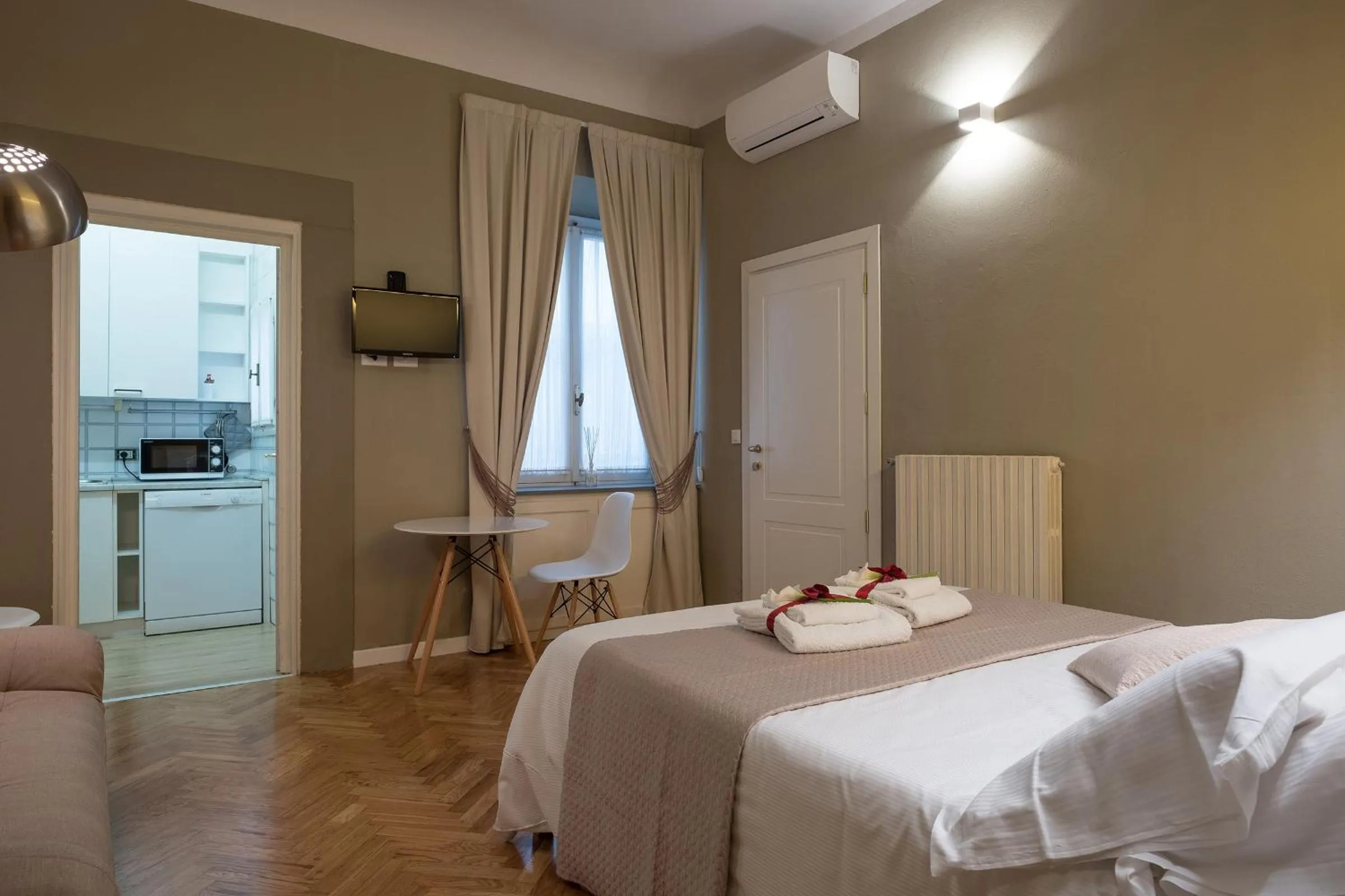 Kitchen or kitchenette, Bed in Residenza d'Epoca Visacci