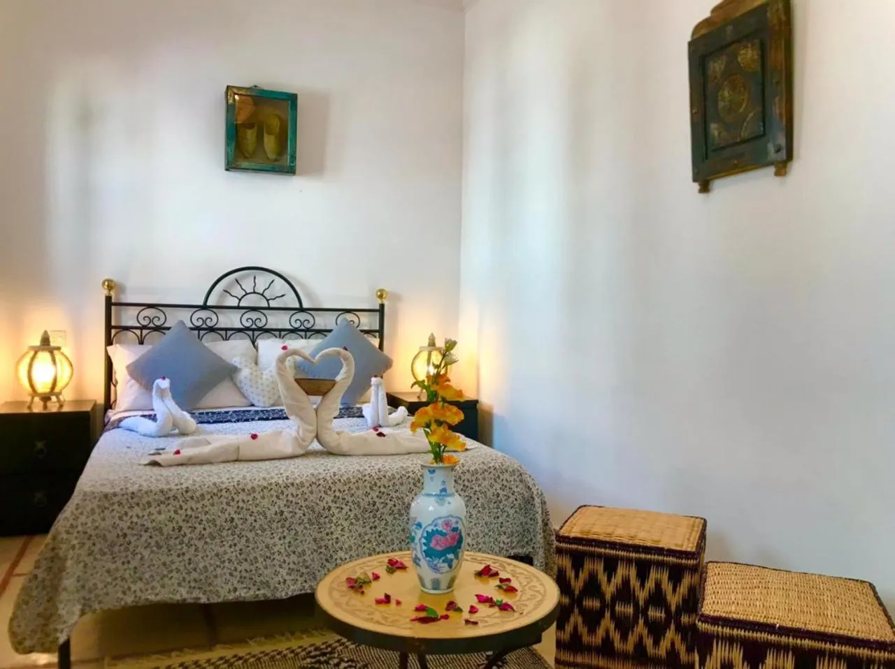 Bed in Riad Iklil