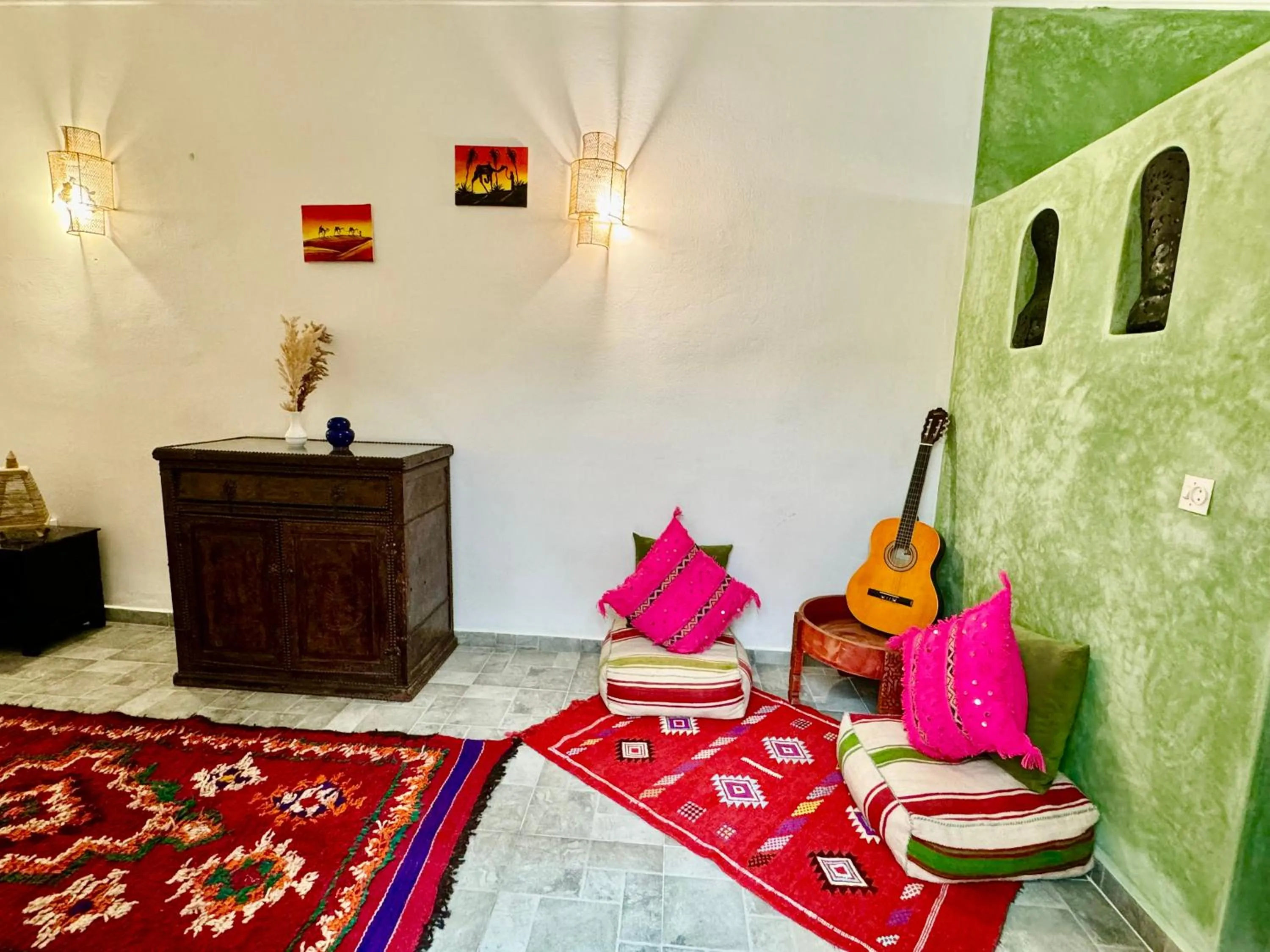 Communal lounge/ TV room in Riad Iklil
