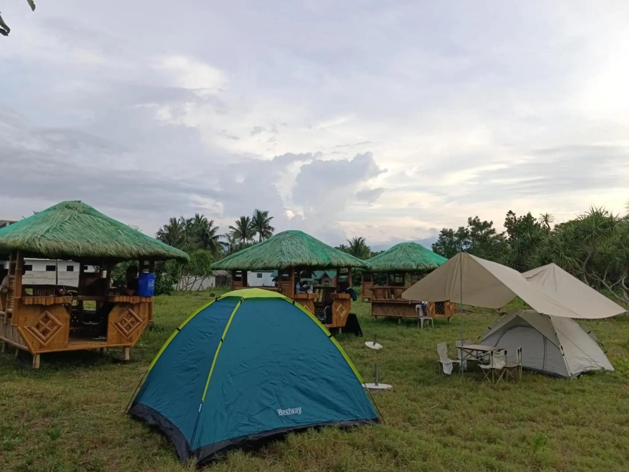 The Waves at Socorro Baler- Hotel A