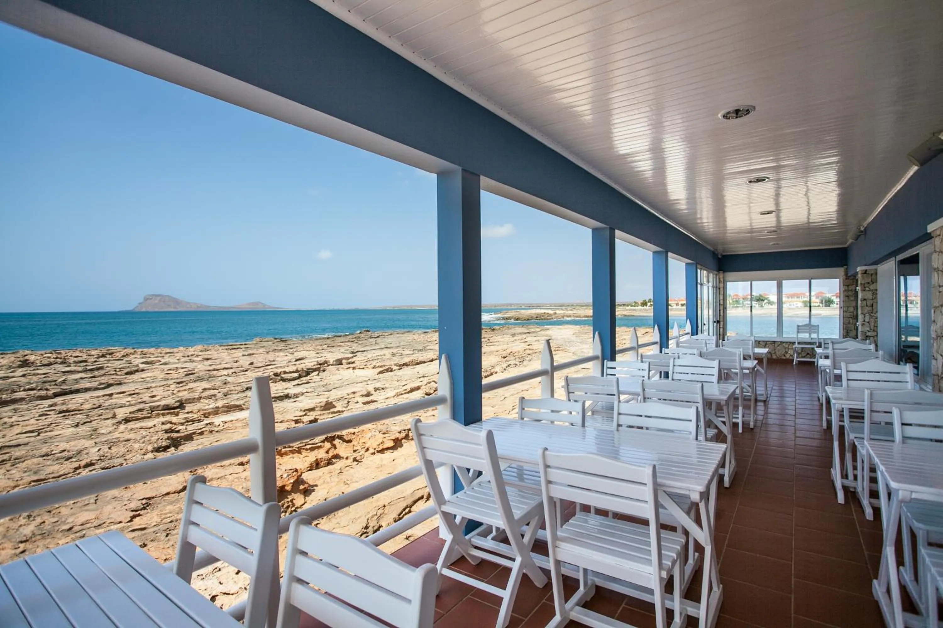 Restaurant/places to eat in Murdeira Village