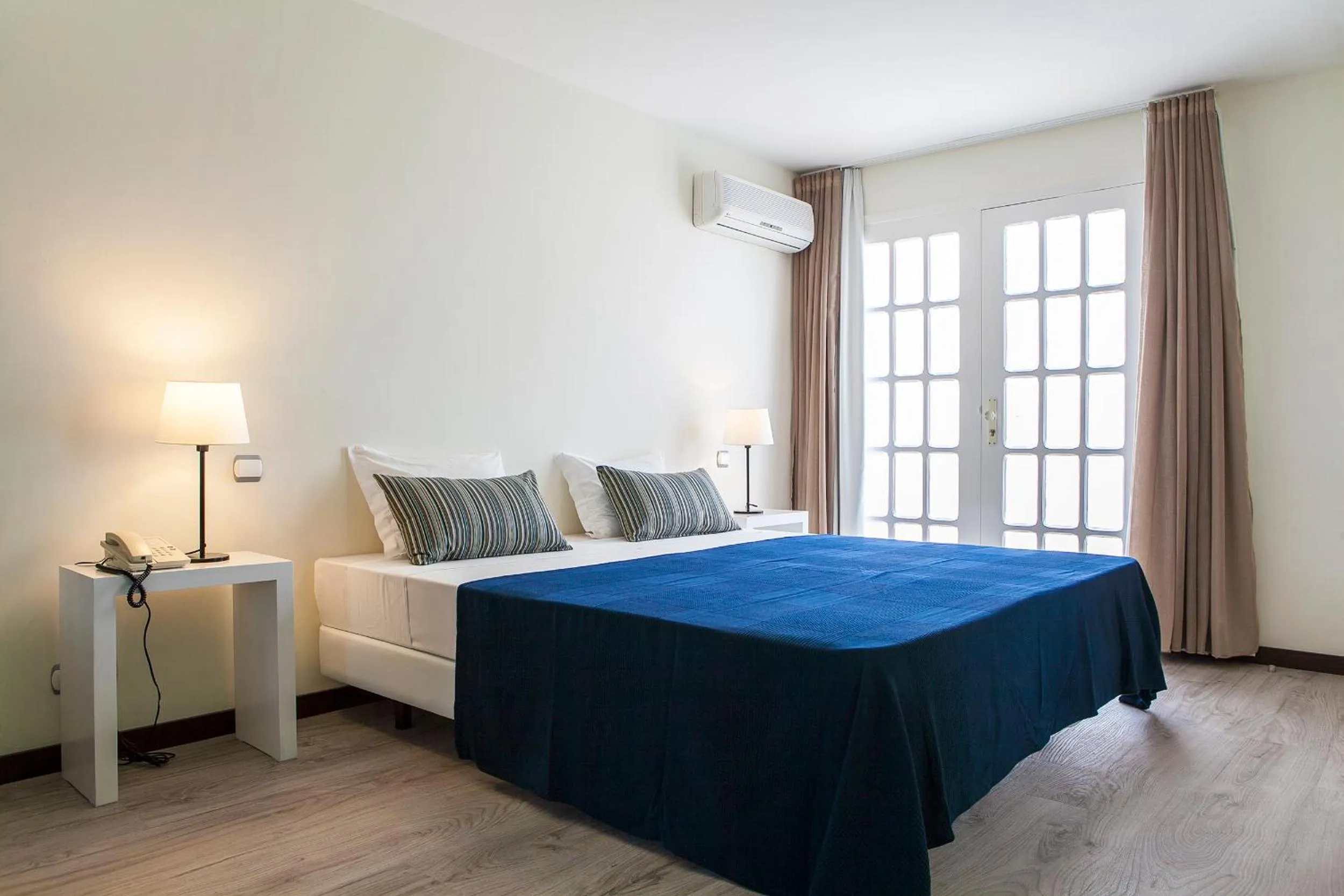 Bedroom, Bed in Murdeira Village