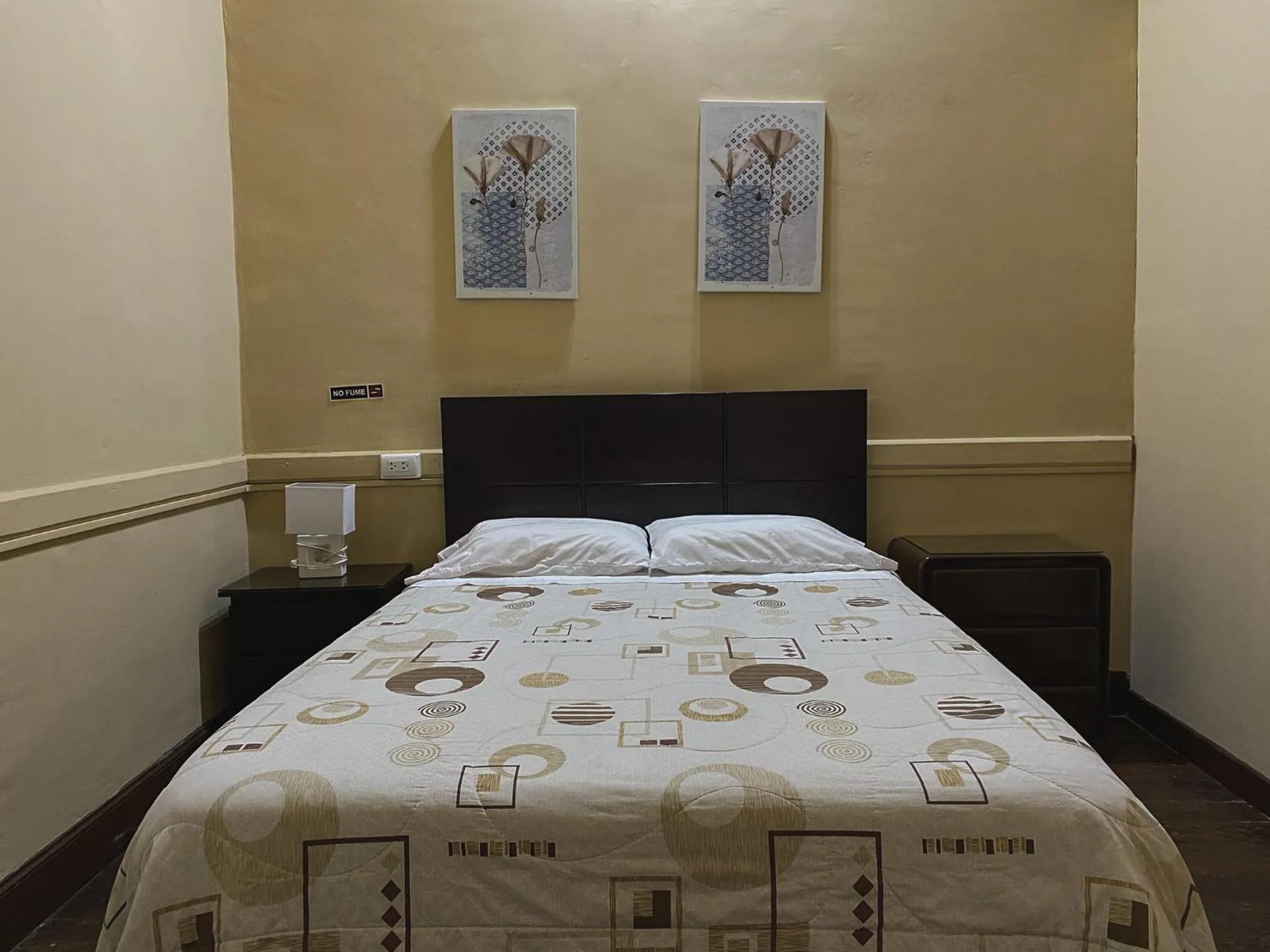 Bed in Villa La Punta