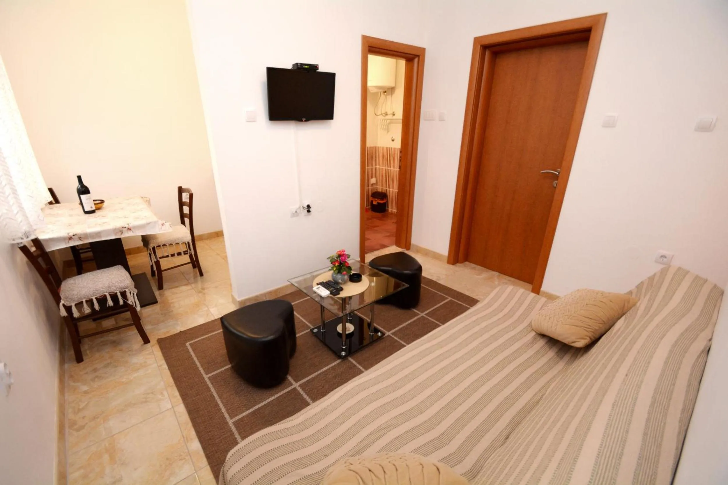 Living room, Bed in Marinero Apartments