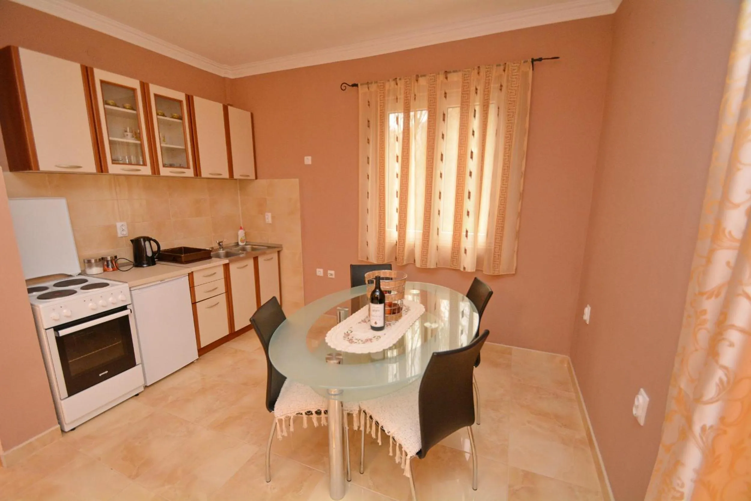 Kitchen or kitchenette in Marinero Apartments