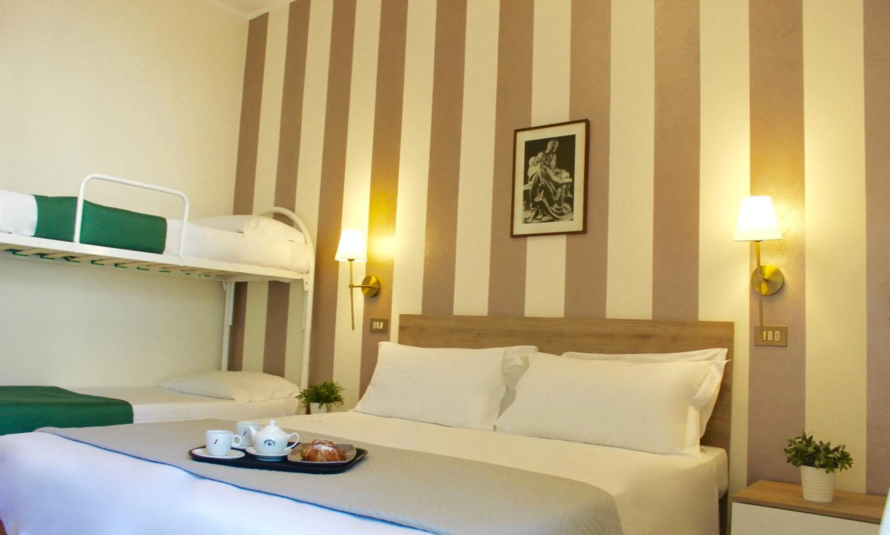 Bedroom in King Hotel