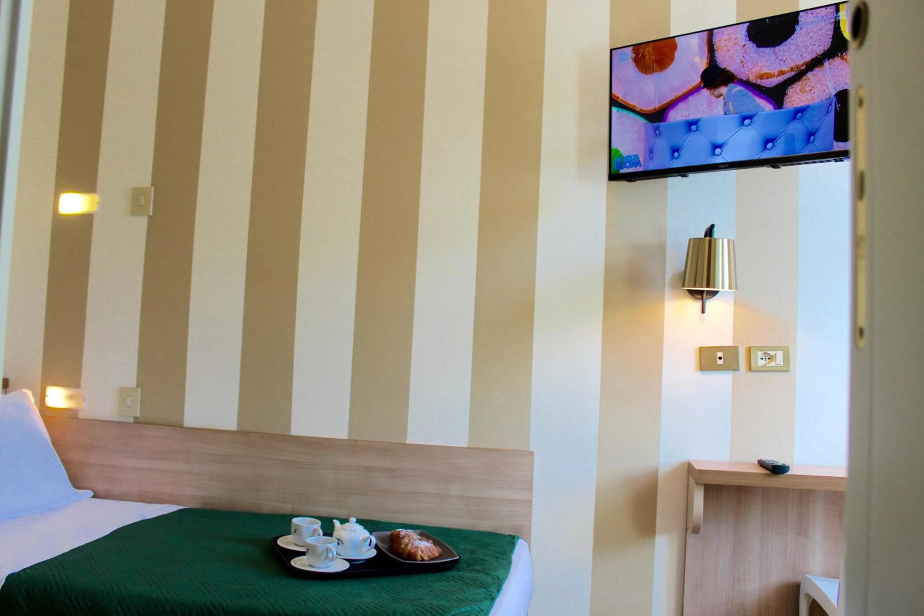 Bedroom in King Hotel