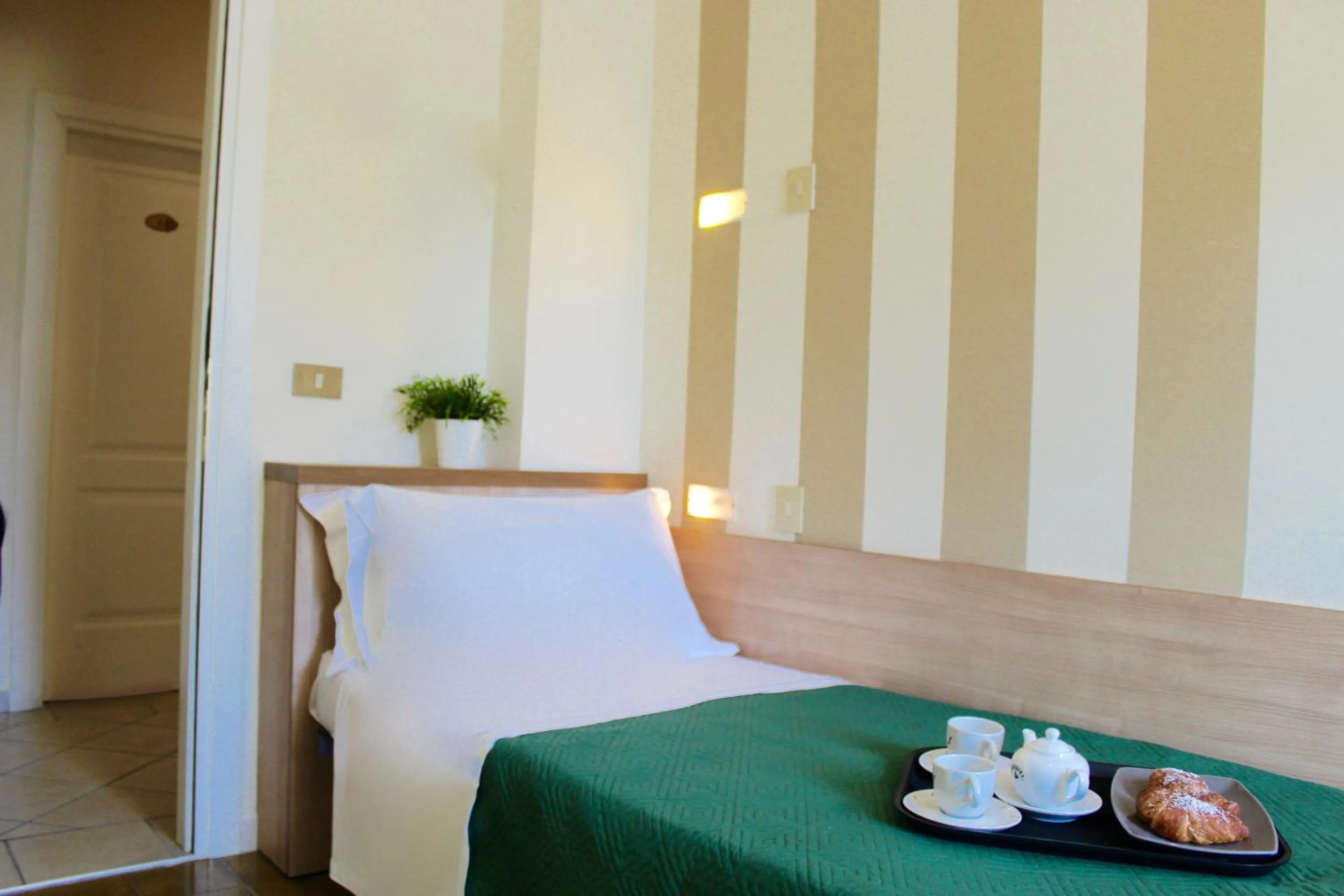 Bedroom in King Hotel