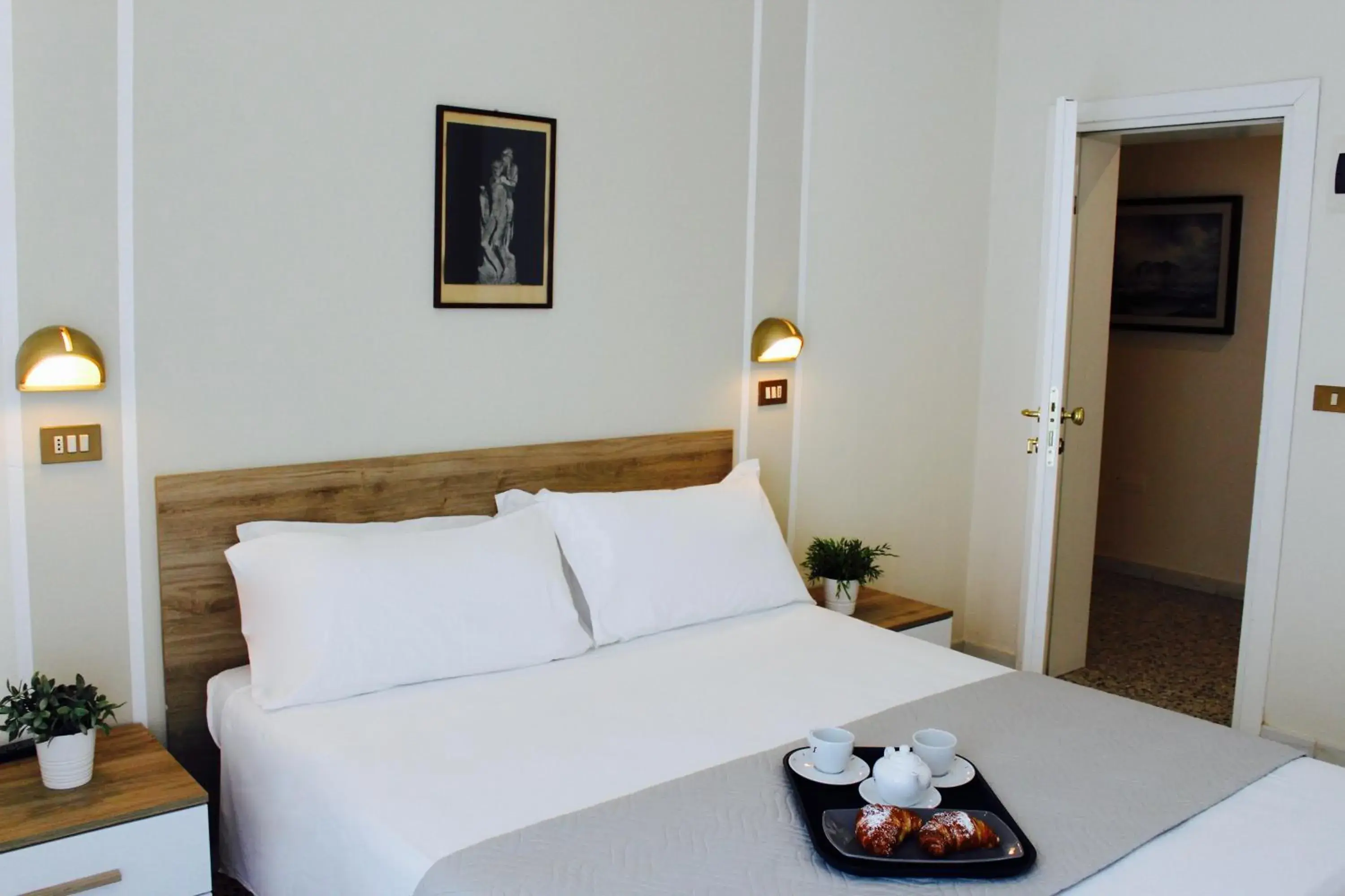 Double Room in King Hotel Double Room in King Hotel