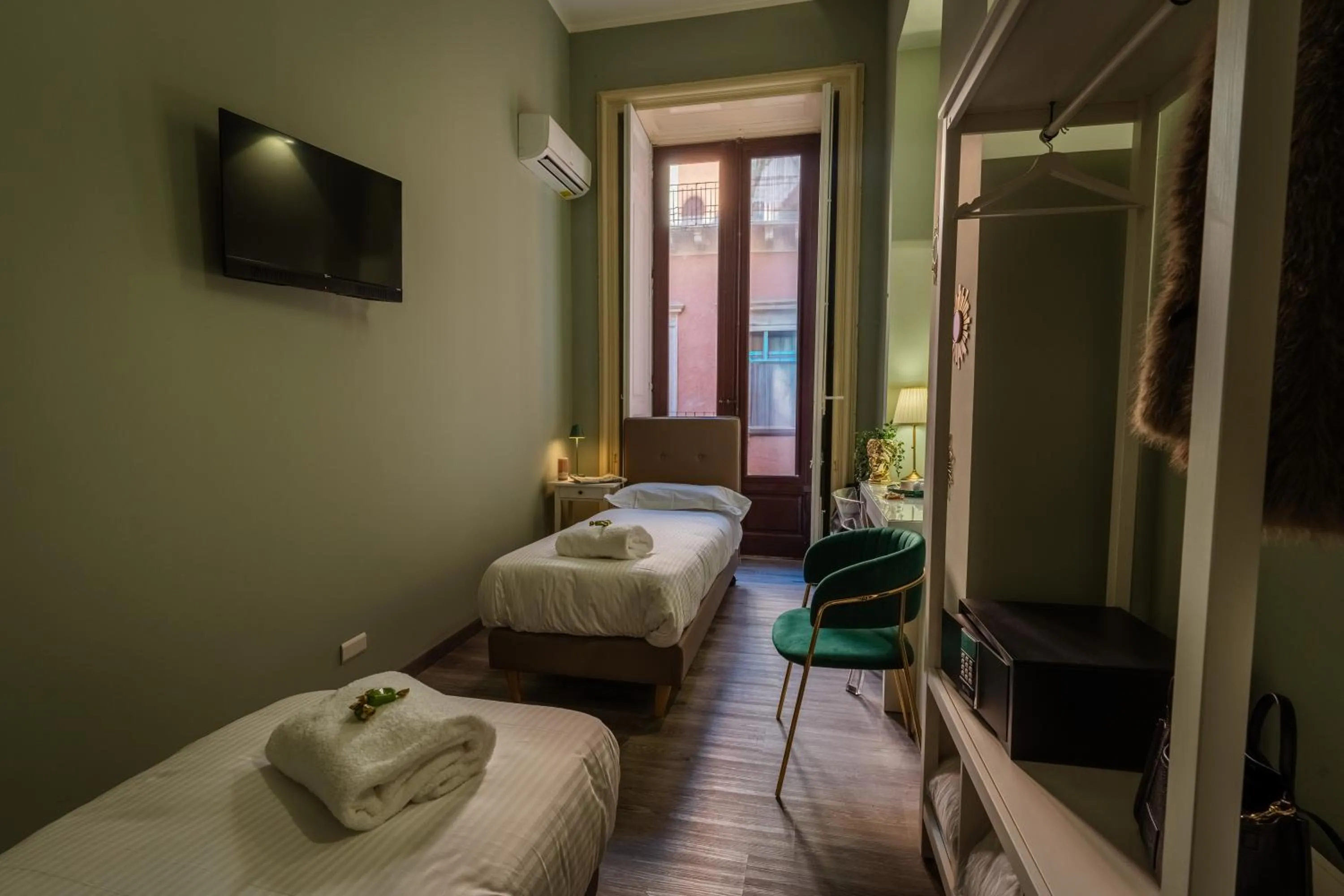 Bedroom, Bed in Etnea Boutique Hotel