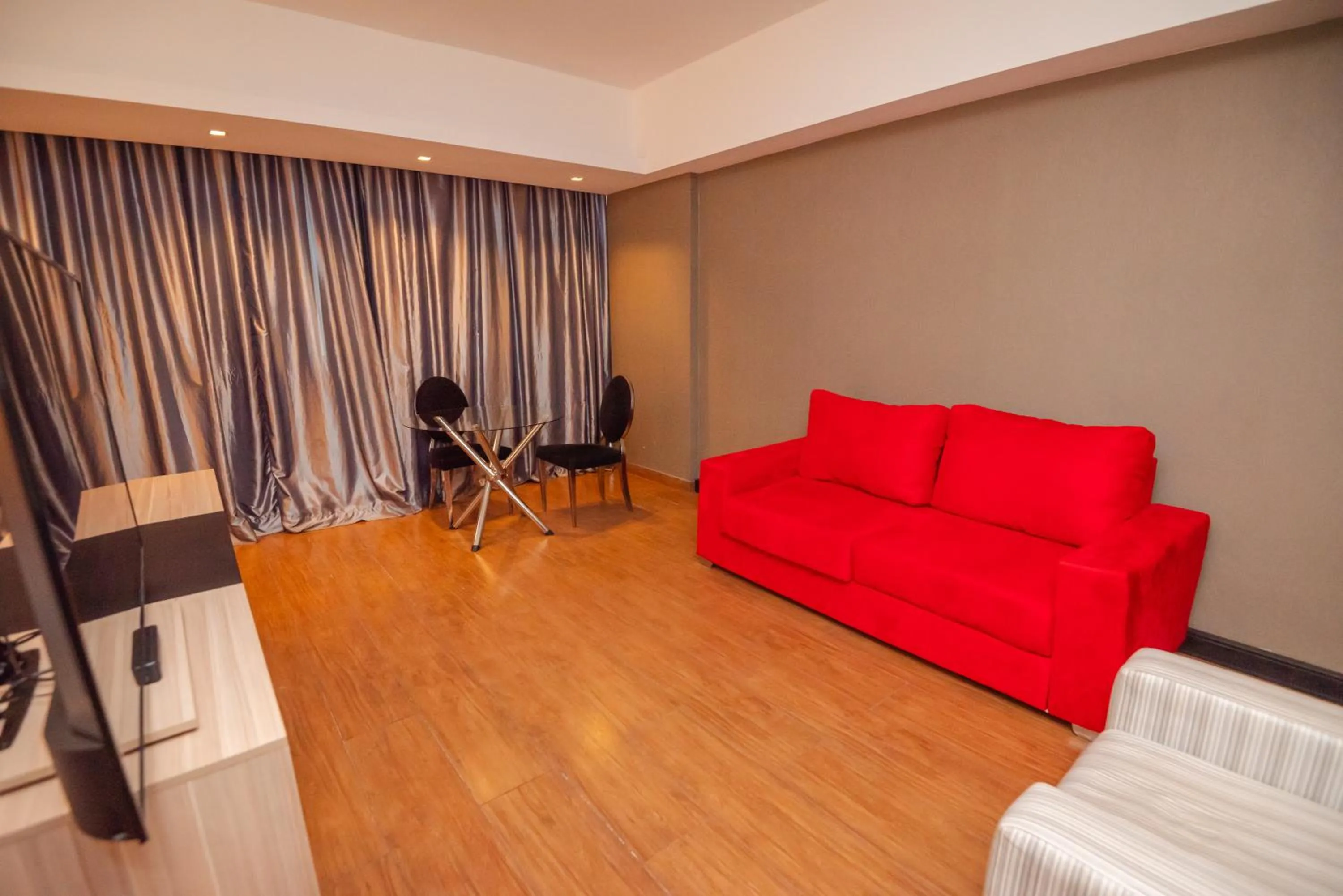 Savoy Hotel Encarnación