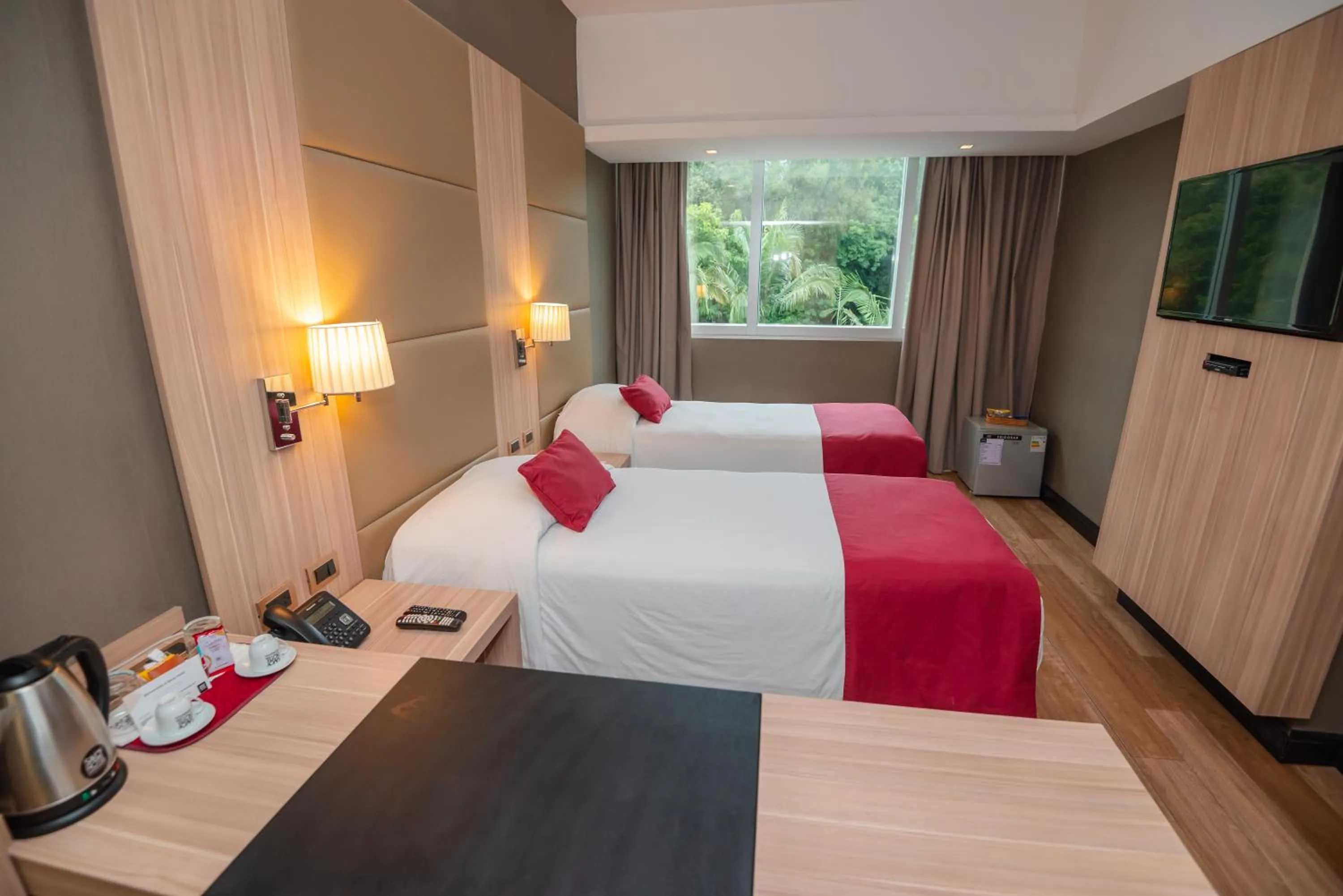 Bed in Savoy Hotel Encarnación