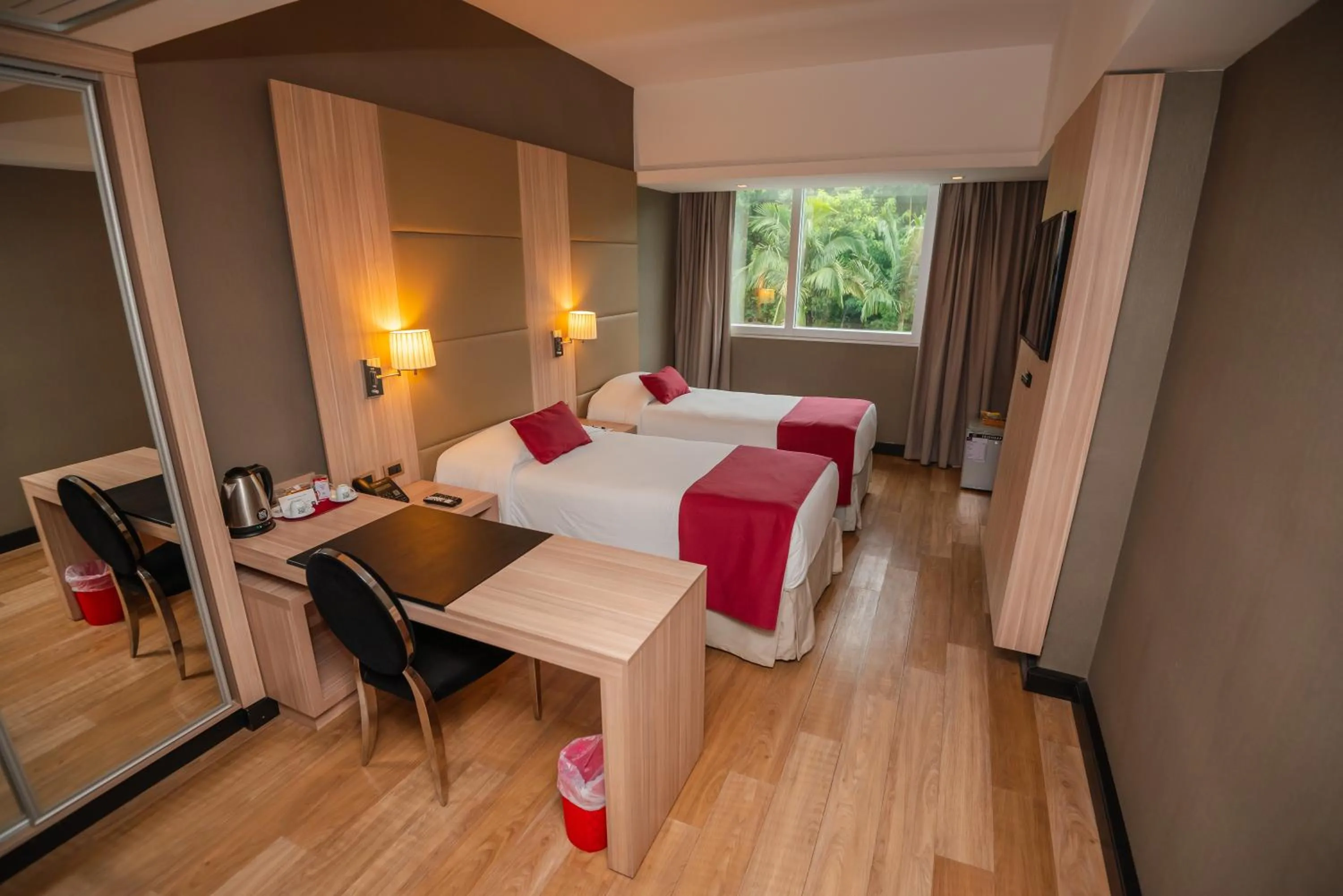 Bed in Savoy Hotel Encarnación