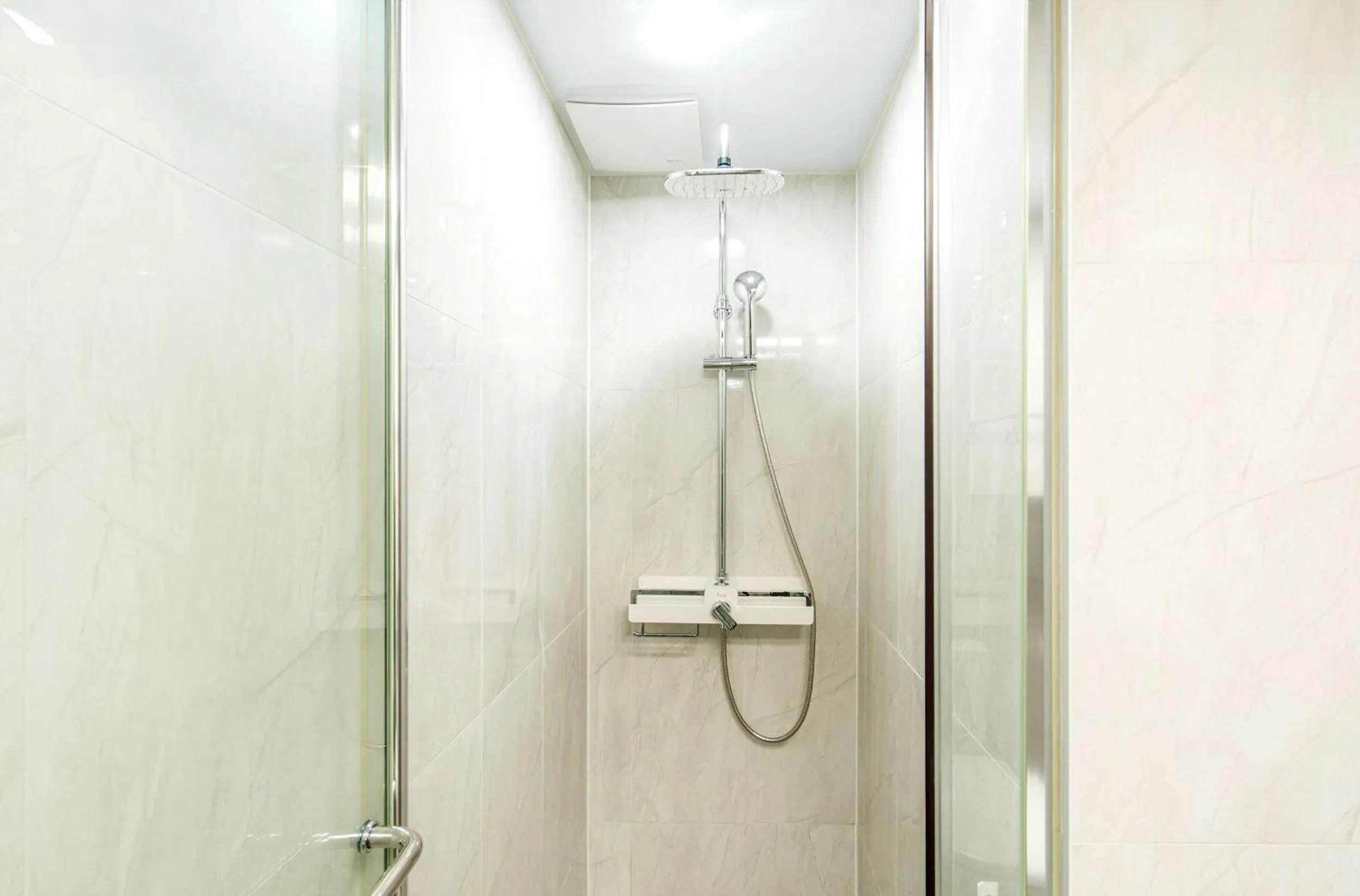 Area and facilities in Ariari Hotel