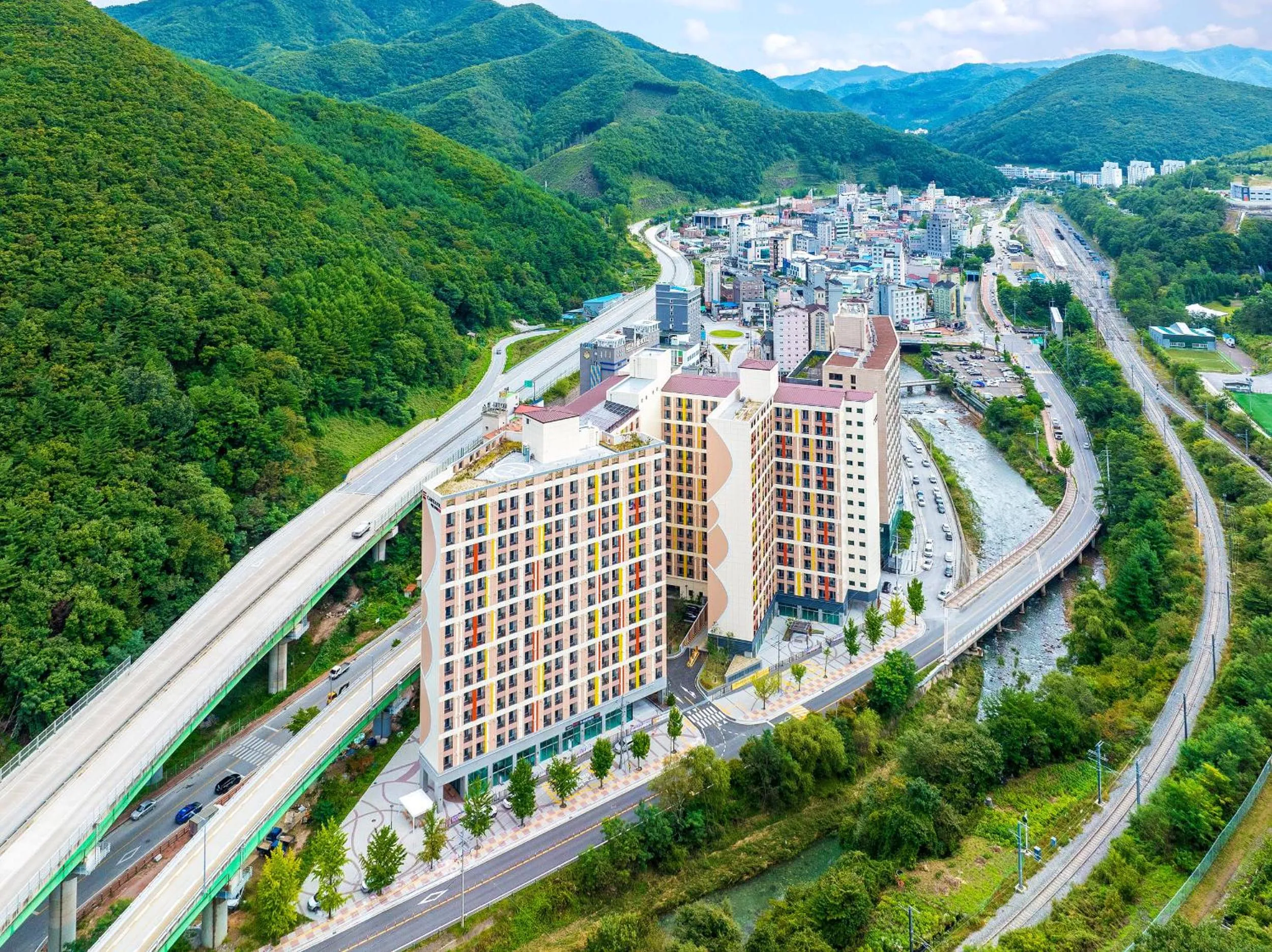 Facade/entrance in Ariari Hotel