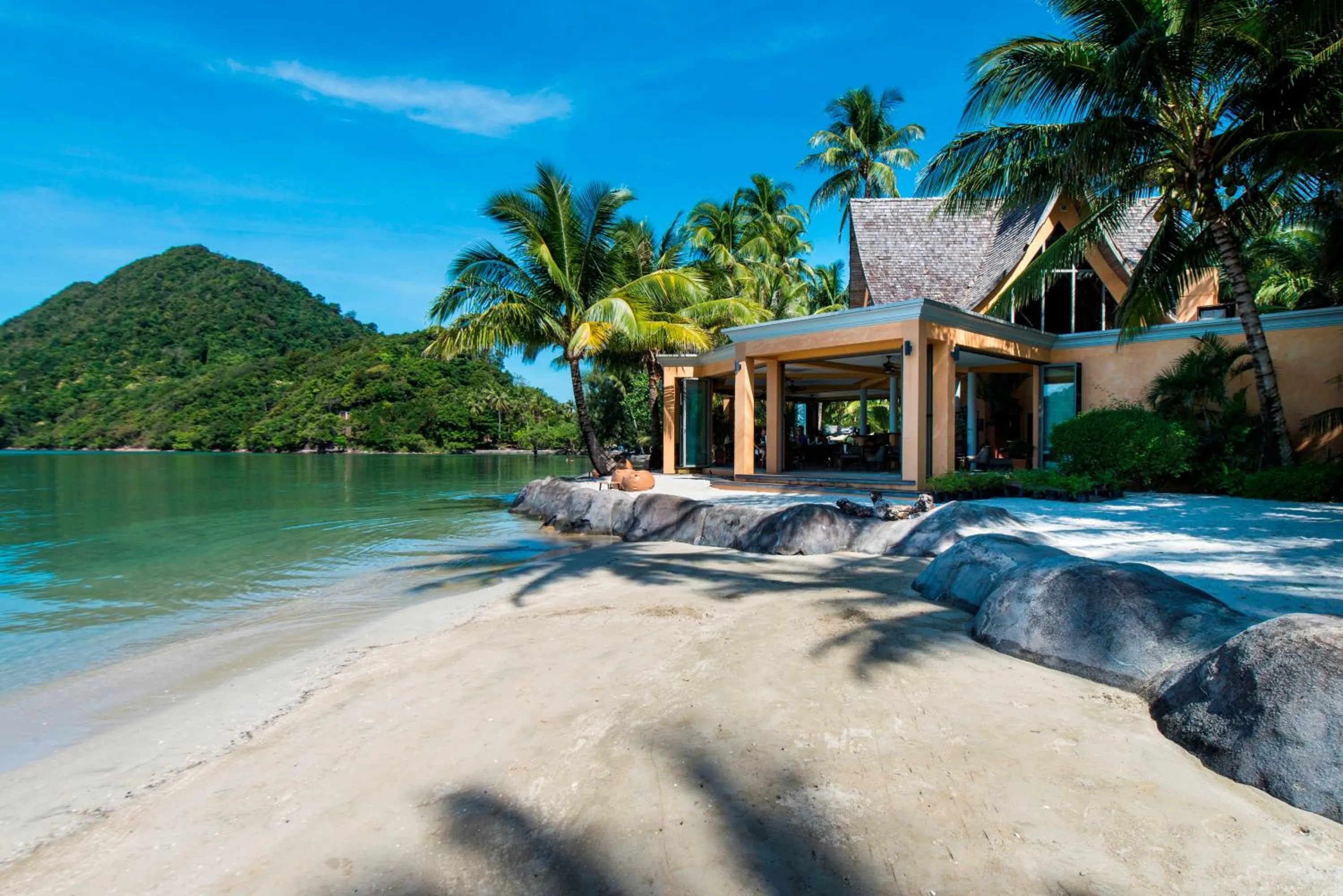 Restaurant/places to eat in Sunset Emily Villas & Rooms