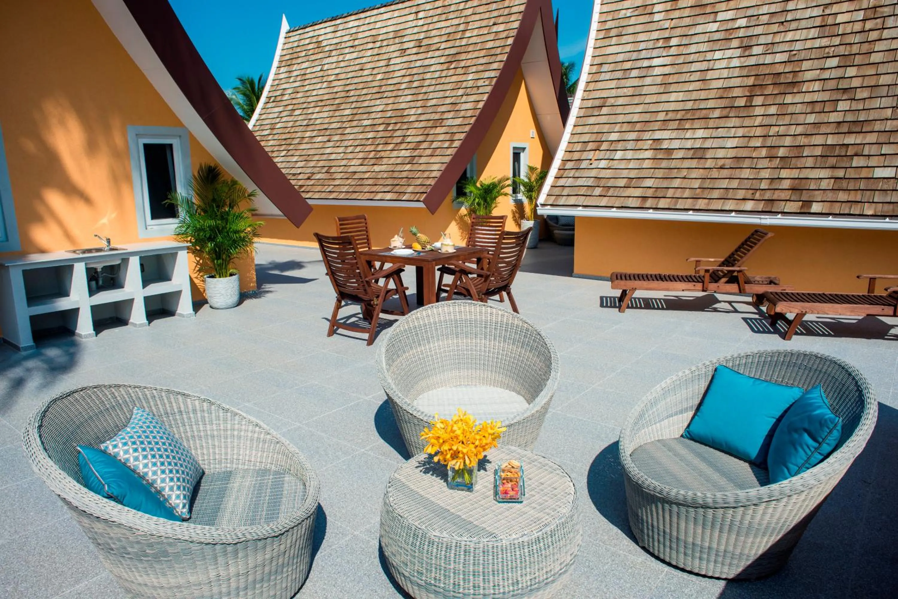 Balcony/Terrace in Sunset Emily Villas & Rooms