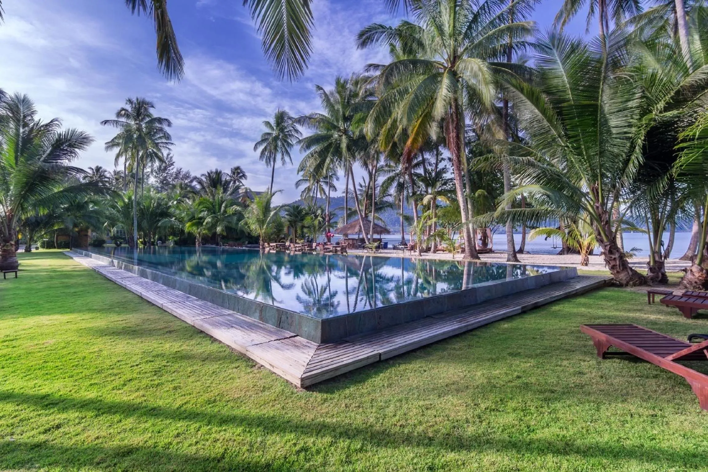 Area and facilities in Sunset Emily Villas & Rooms