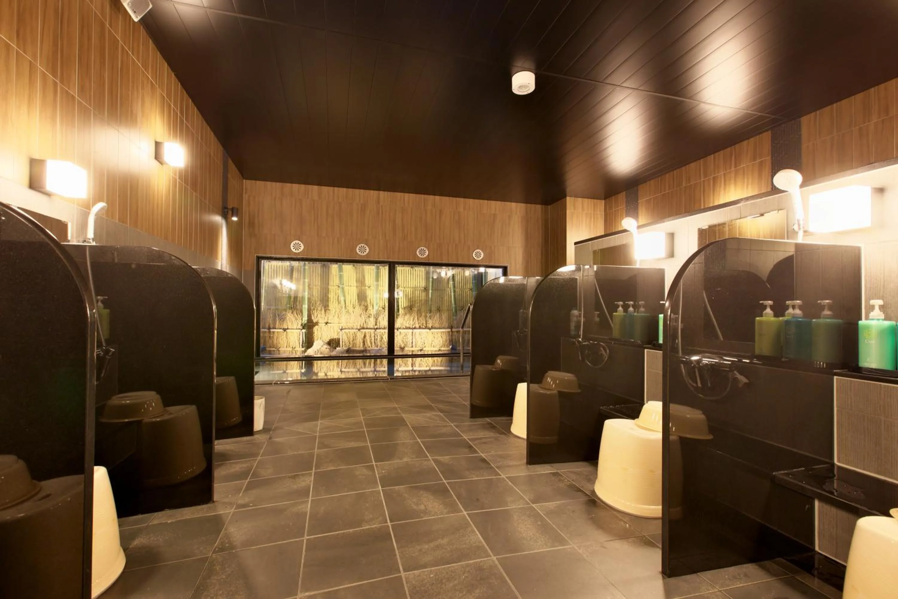 Public Bath in Hotel Route Inn Ginan -Kokudo 21 Gou-