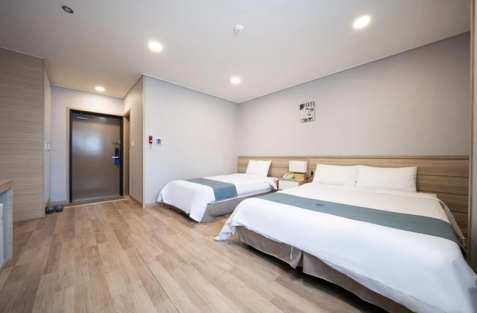 Bed in Blue Mountain Hotel