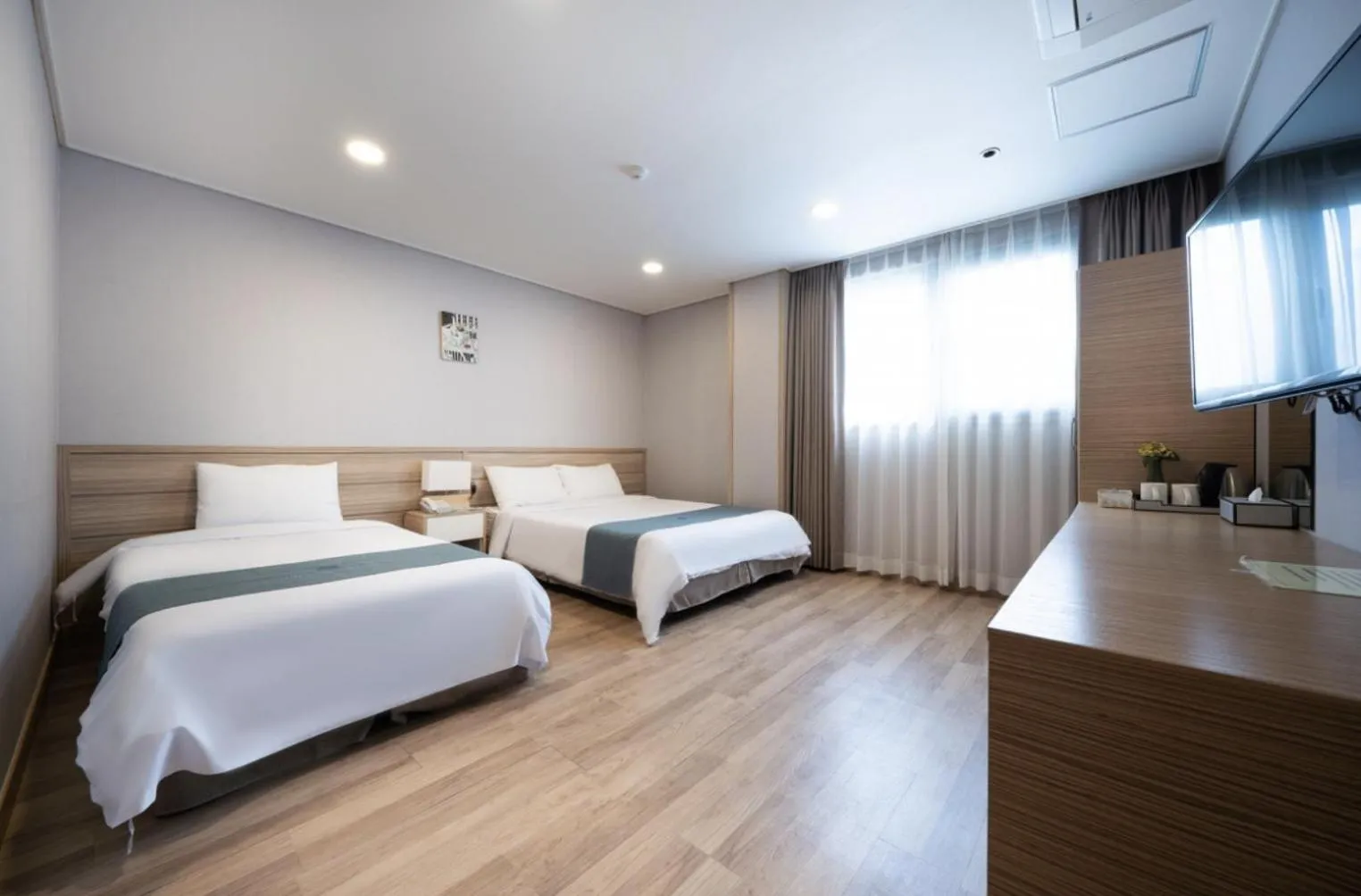 Bed in Blue Mountain Hotel