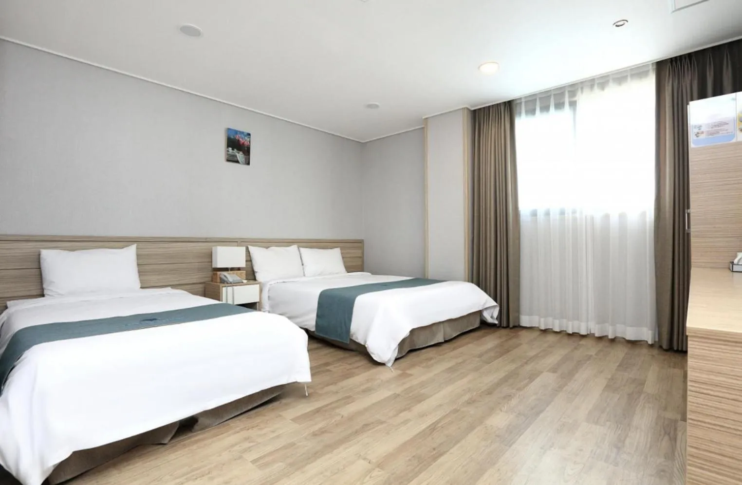 Bed in Blue Mountain Hotel