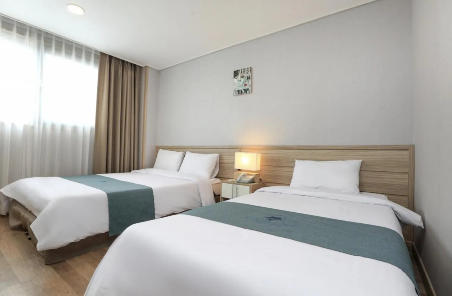 Bed in Blue Mountain Hotel