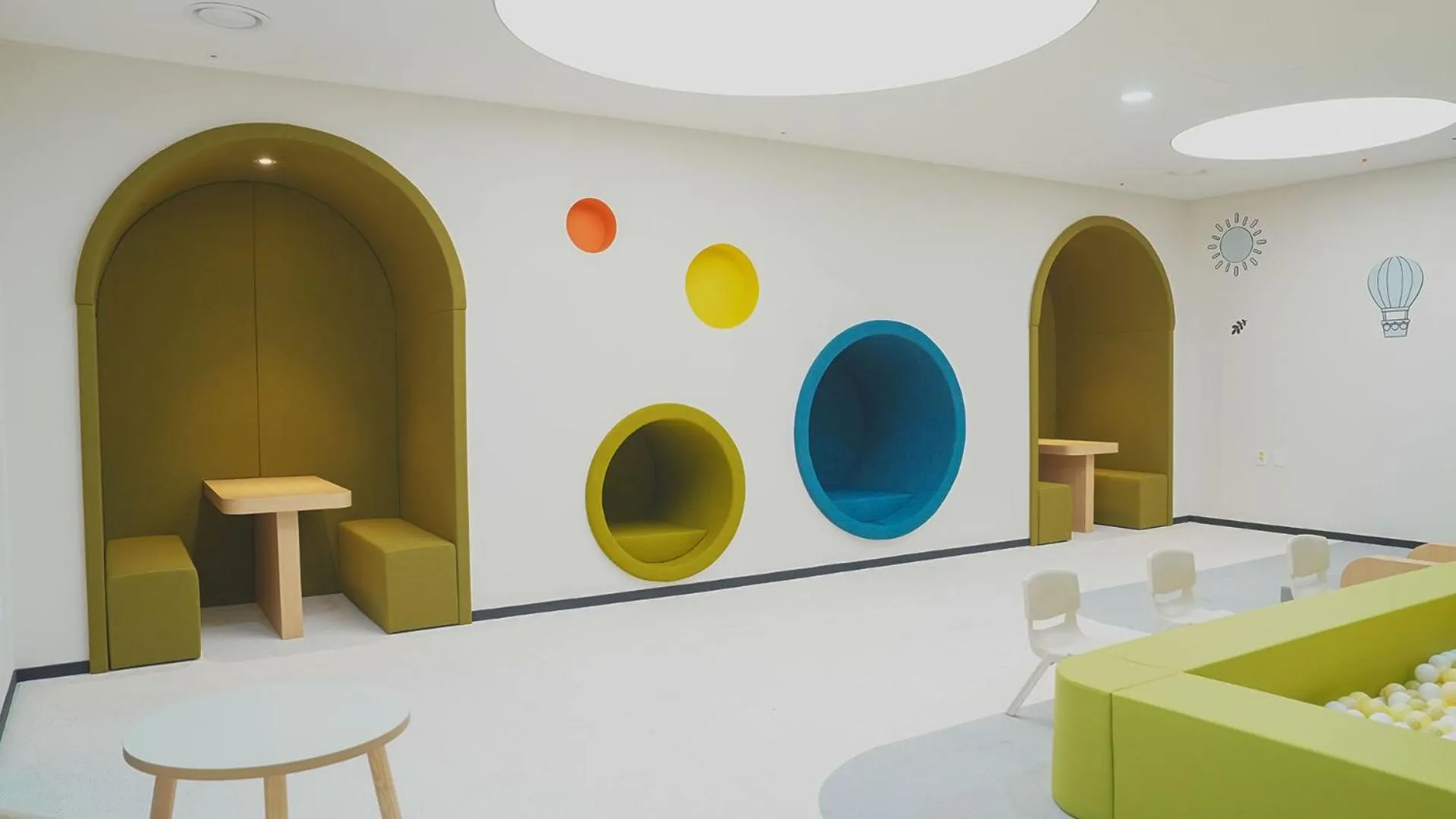 Kids's club in WAVEM HOTEL East